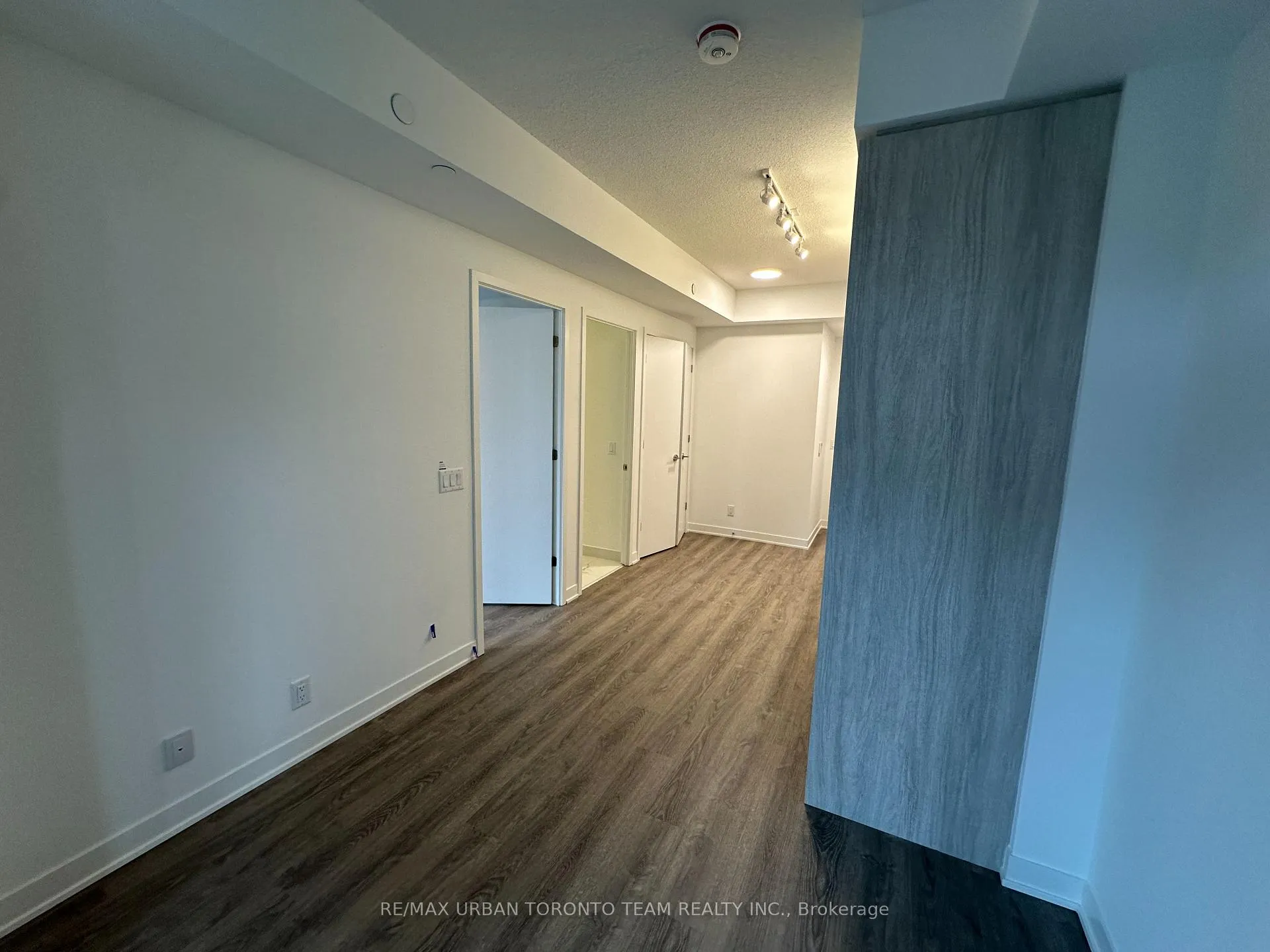 Photo 5 of Unit 1516, 180 Front Street E, Toronto, Moss Park — HOMEH