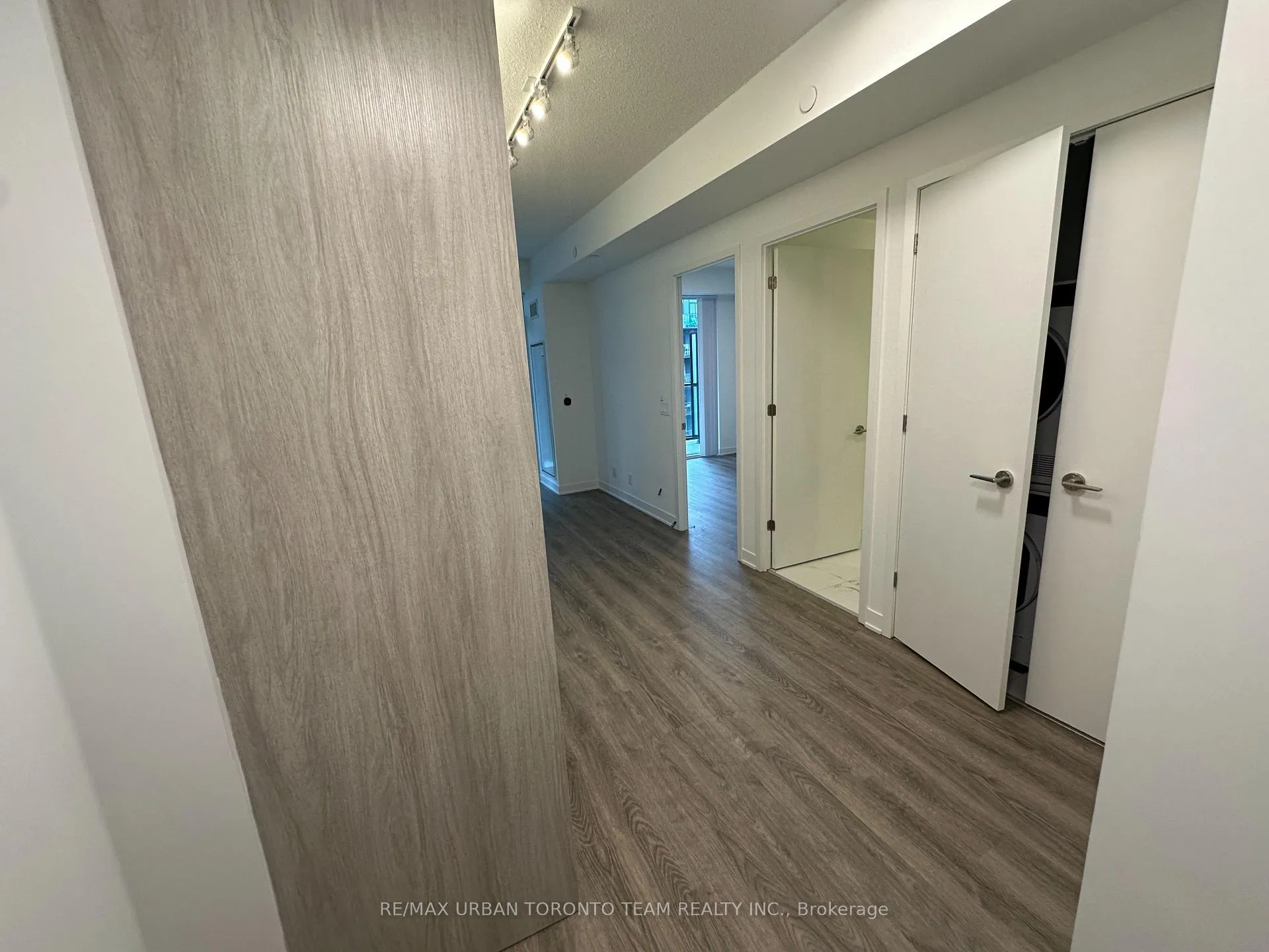 Photo 6 of Unit 1516, 180 Front Street E, Toronto, Moss Park — HOMEH