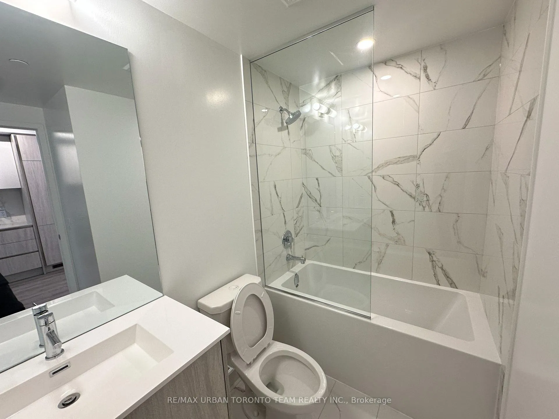 Photo 11 of Unit 1516, 180 Front Street E, Toronto, Moss Park — HOMEH