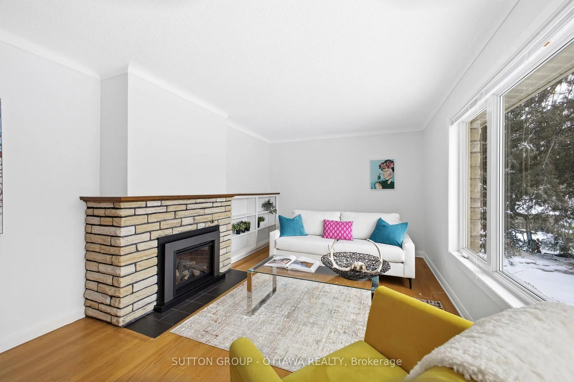 Photo 6 of 1075 Chelsea Street, Ottawa, Viscount Alexander Park — HOMEH