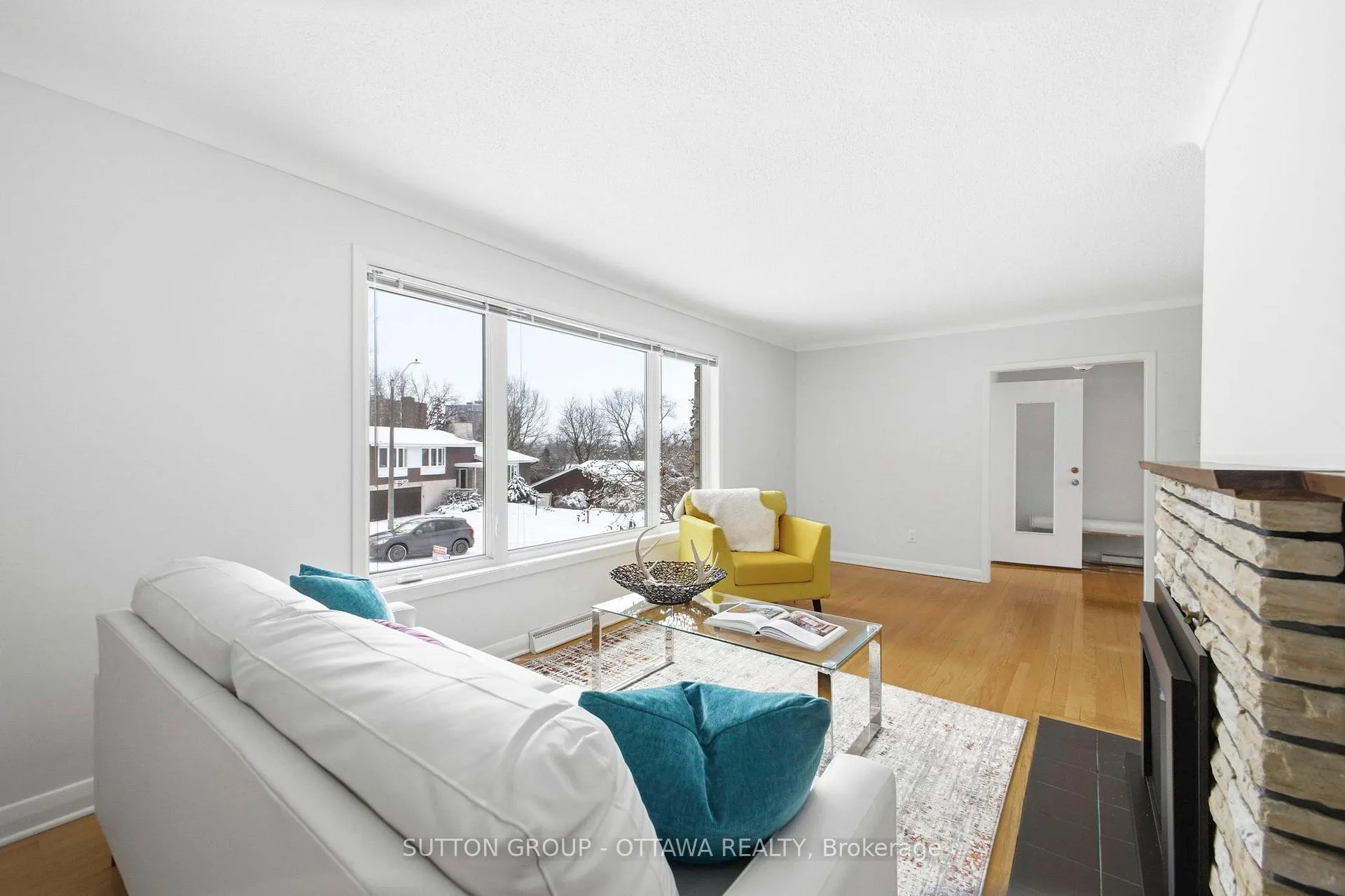 Photo 8 of 1075 Chelsea Street, Ottawa, Viscount Alexander Park — HOMEH