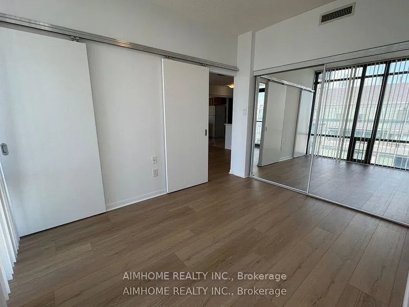 Photo 9 of Unit 3601, 38 Grenville Street, Toronto, Bay Street Corridor — HOMEH