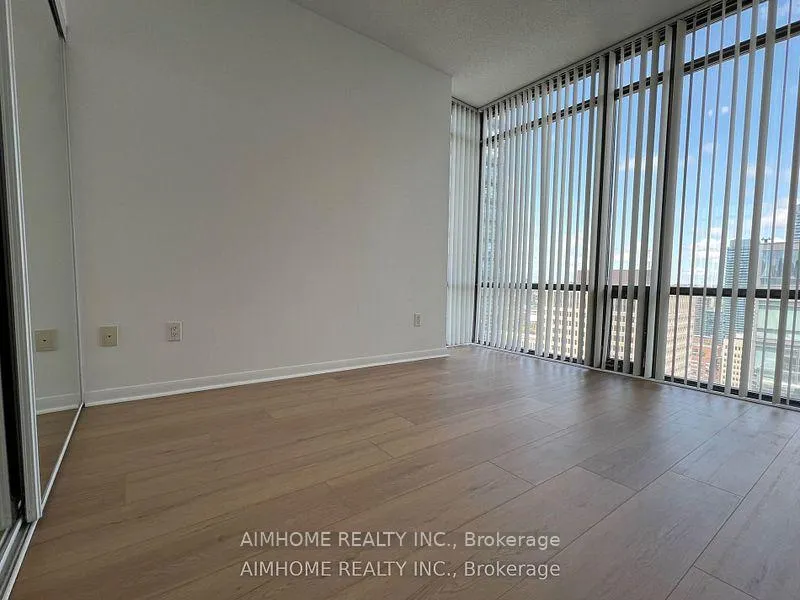 Photo 10 of Unit 3601, 38 Grenville Street, Toronto, Bay Street Corridor — HOMEH