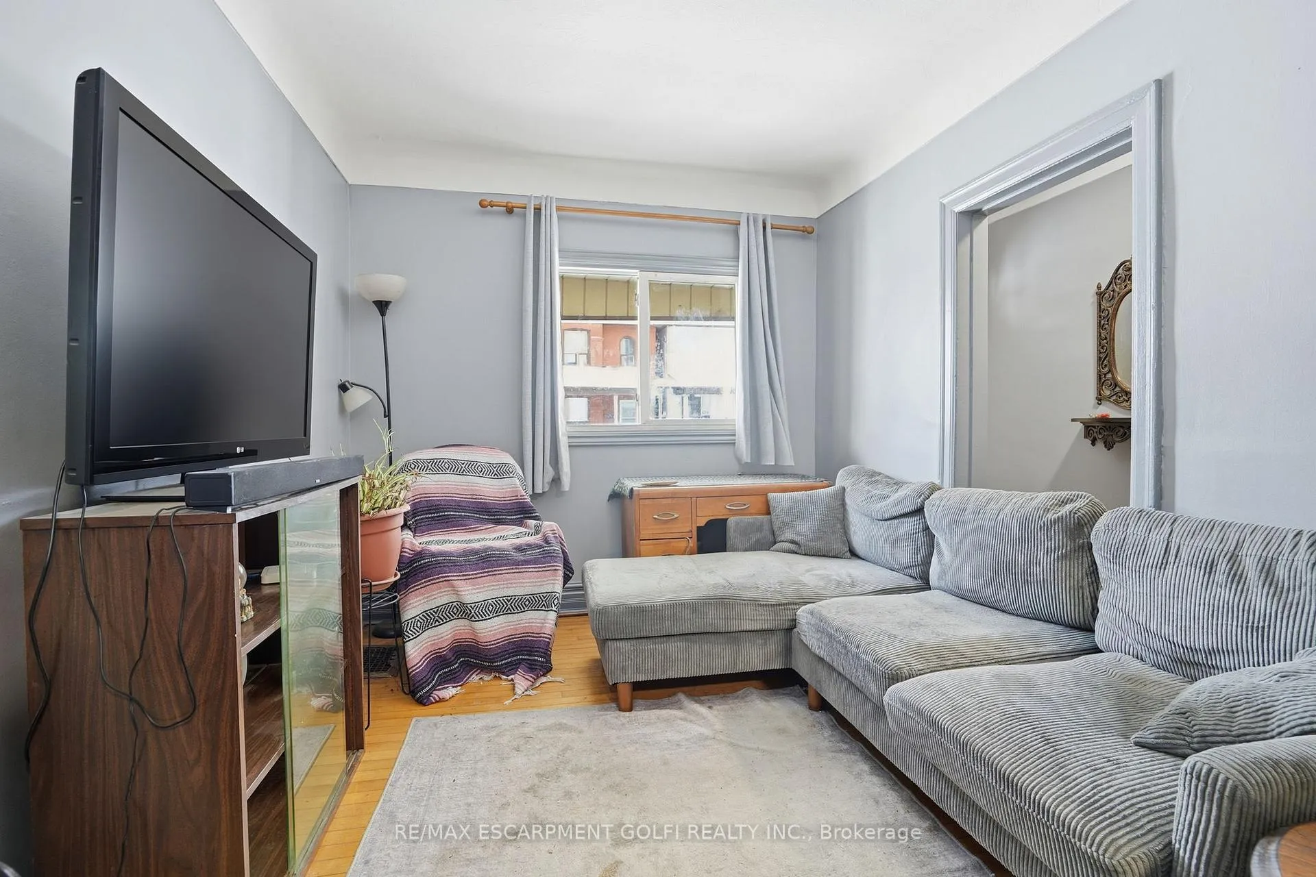 Photo 3 of 121 Gibson Avenue, Hamilton, Gibson — HOMEH