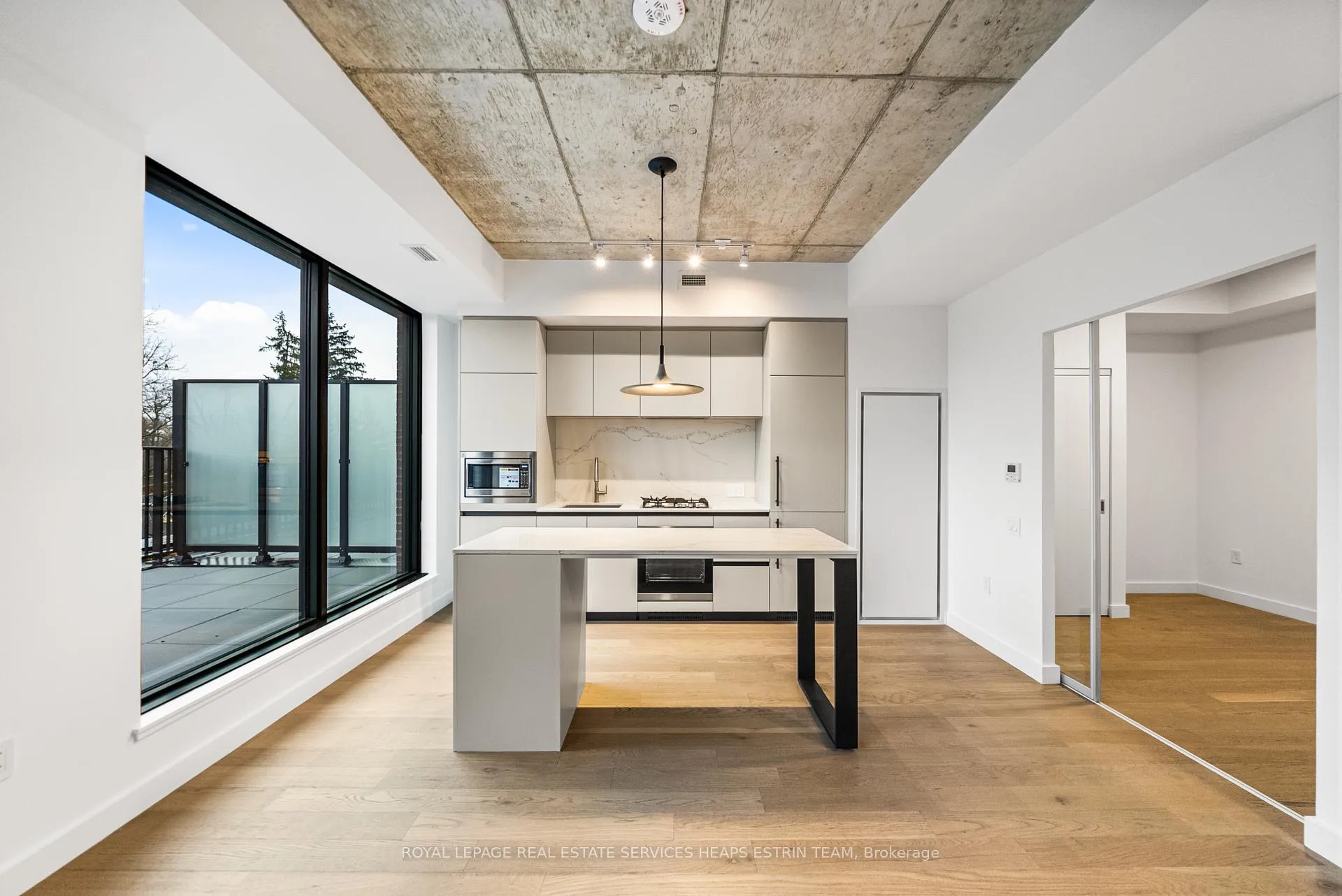 Photo 2 of Unit 607, 1720 Bayview Avenue, Toronto, Mount Pleasant East — HOMEH