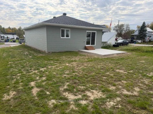 Photo 18 of 59 Bain Avenue, West Nipissing, Cache Bay — HOMEH