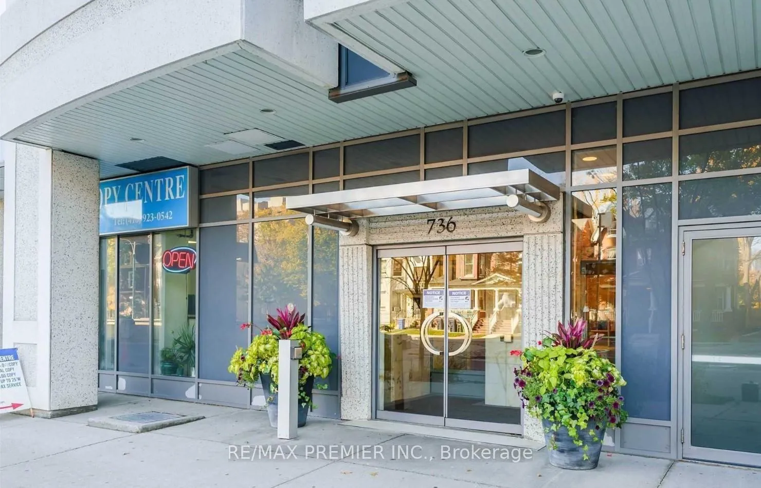 Photo 2 of Unit 317, 736 Spadina Avenue, Toronto, University — HOMEH
