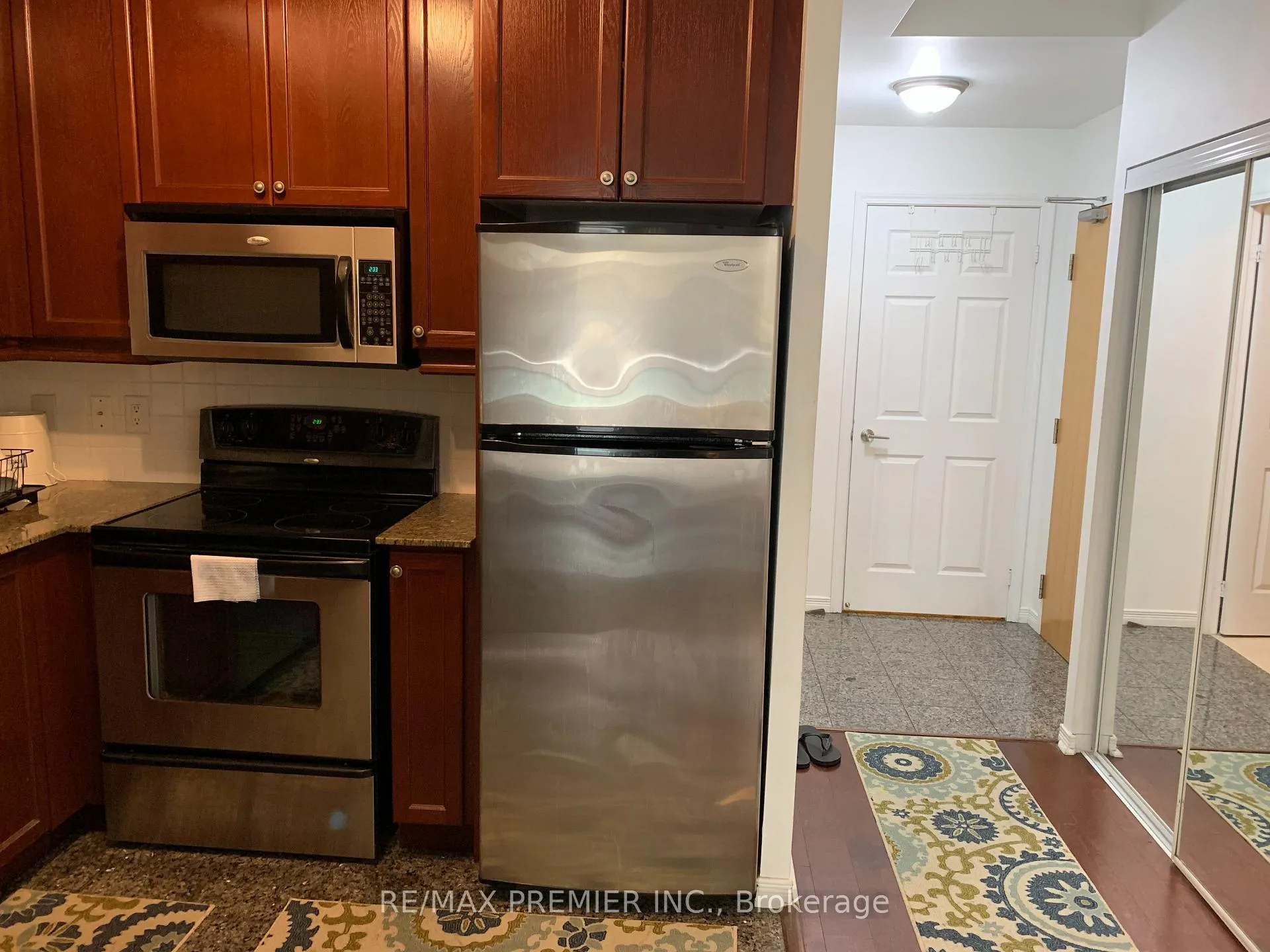 Photo 20 of Unit 317, 736 Spadina Avenue, Toronto, University — HOMEH