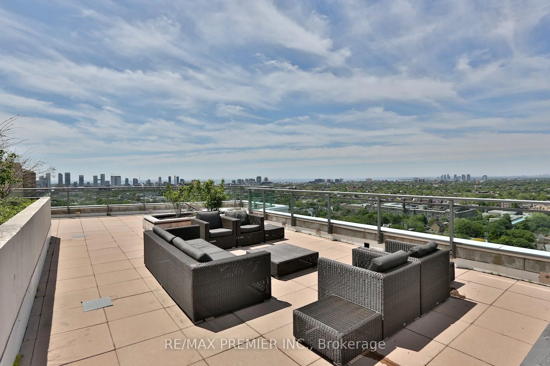 Photo 35 of Unit 317, 736 Spadina Avenue, Toronto, University — HOMEH