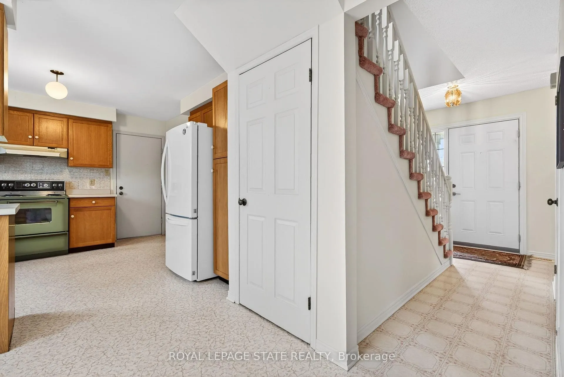 Photo 26 of 133 Central Avenue, Grimsby, Grimsby East — HOMEH