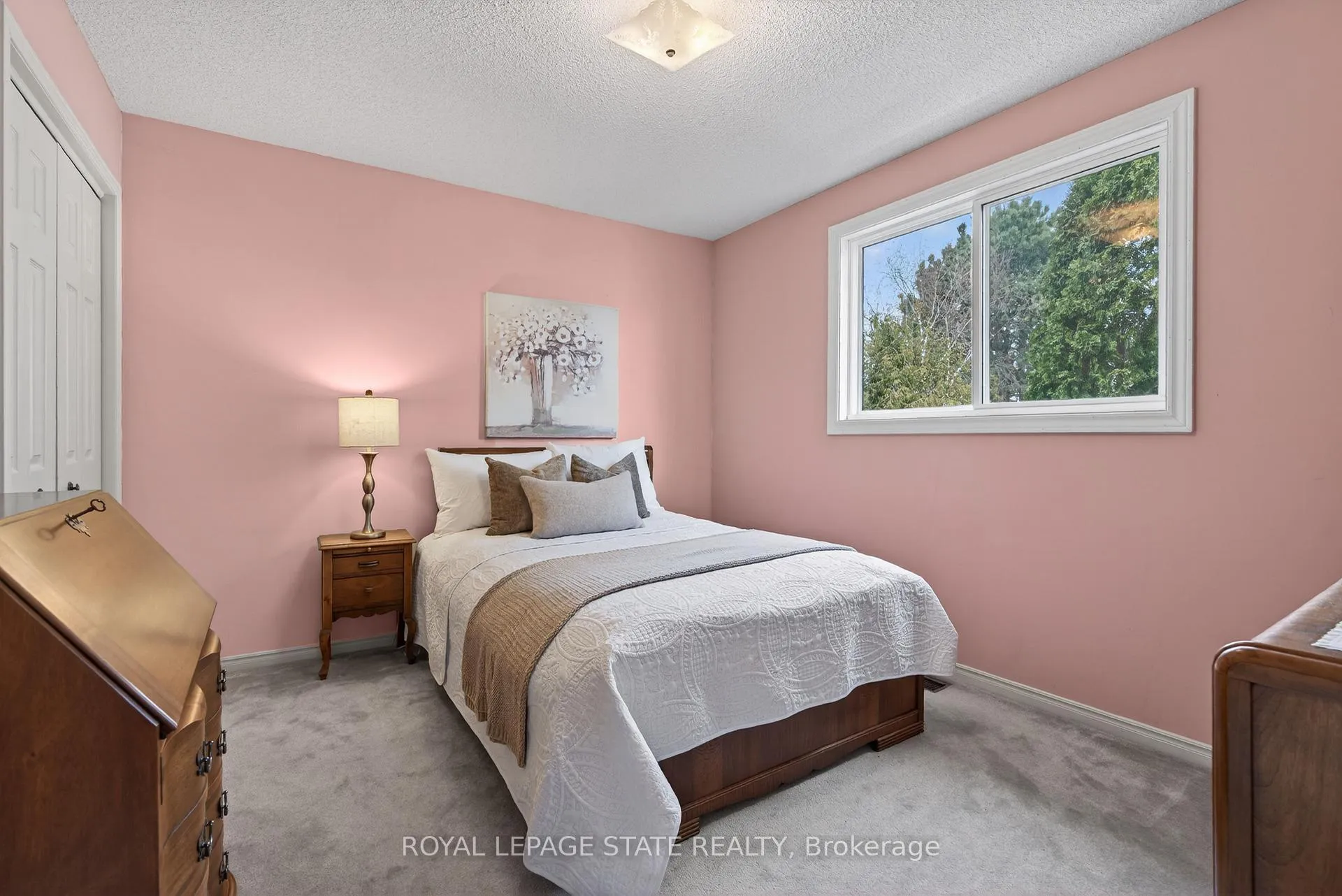 Photo 37 of 133 Central Avenue, Grimsby, Grimsby East — HOMEH
