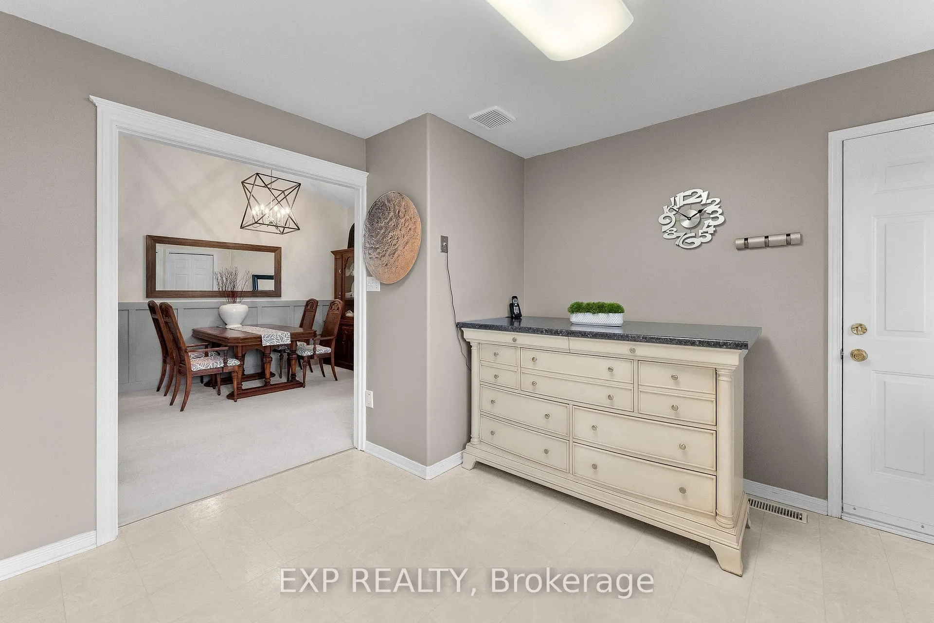 Photo 11 of 7799 Yvette Crescent, Niagara Falls, Ascot — HOMEH