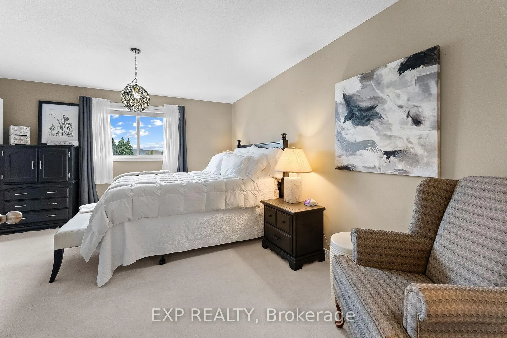 Photo 15 of 7799 Yvette Crescent, Niagara Falls, Ascot — HOMEH