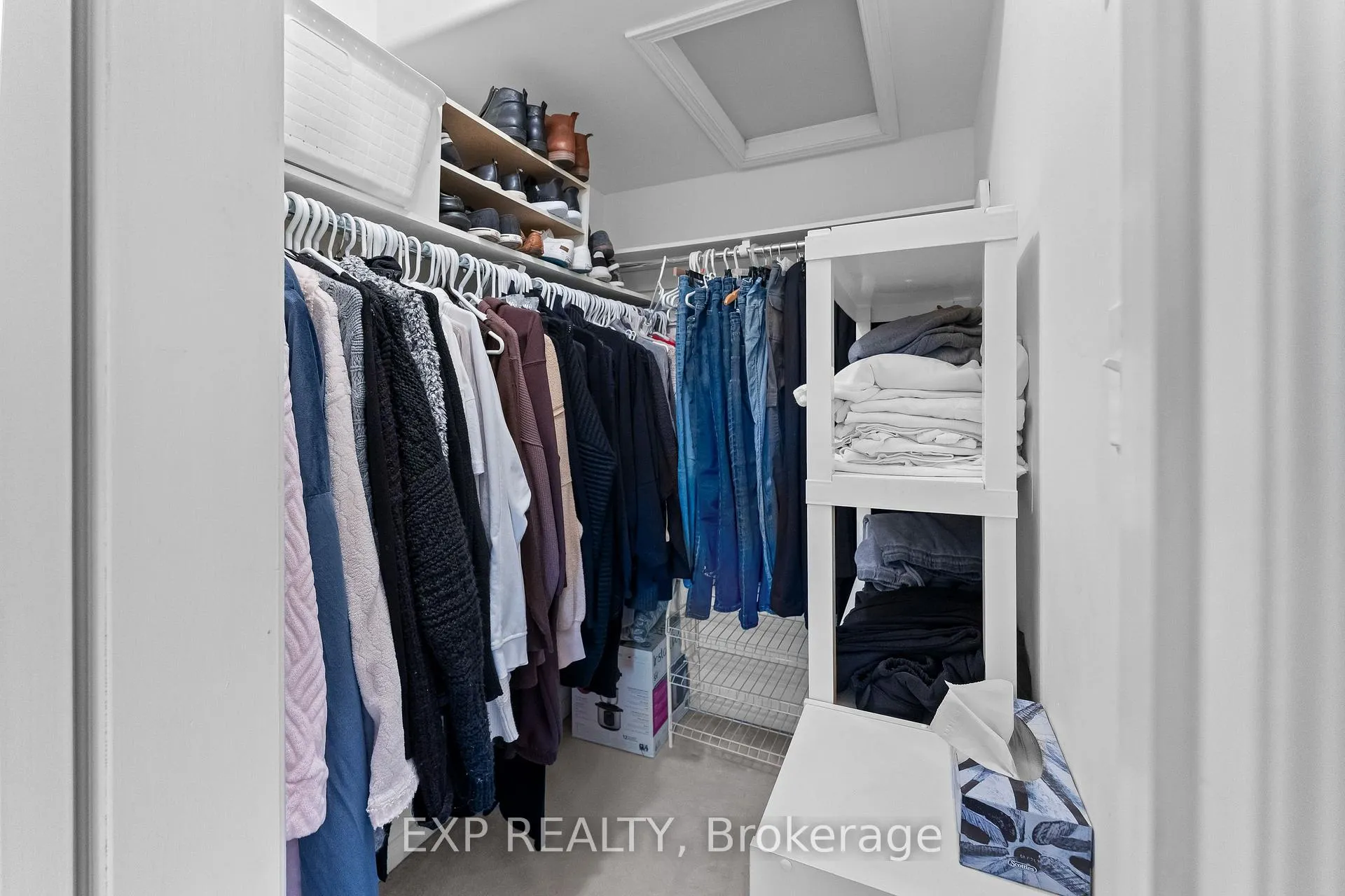 Photo 16 of 7799 Yvette Crescent, Niagara Falls, Ascot — HOMEH