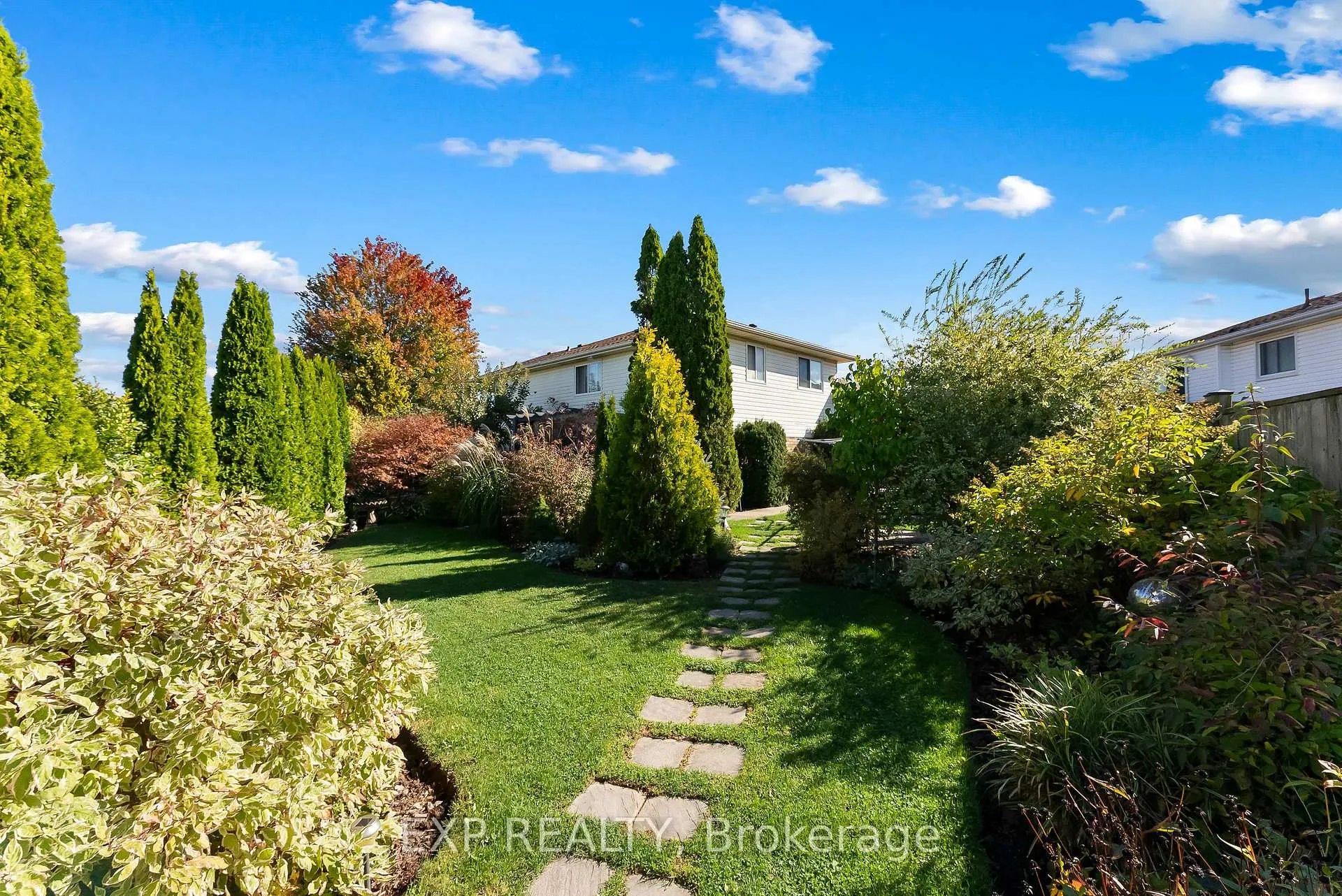 Photo 33 of 7799 Yvette Crescent, Niagara Falls, Ascot — HOMEH