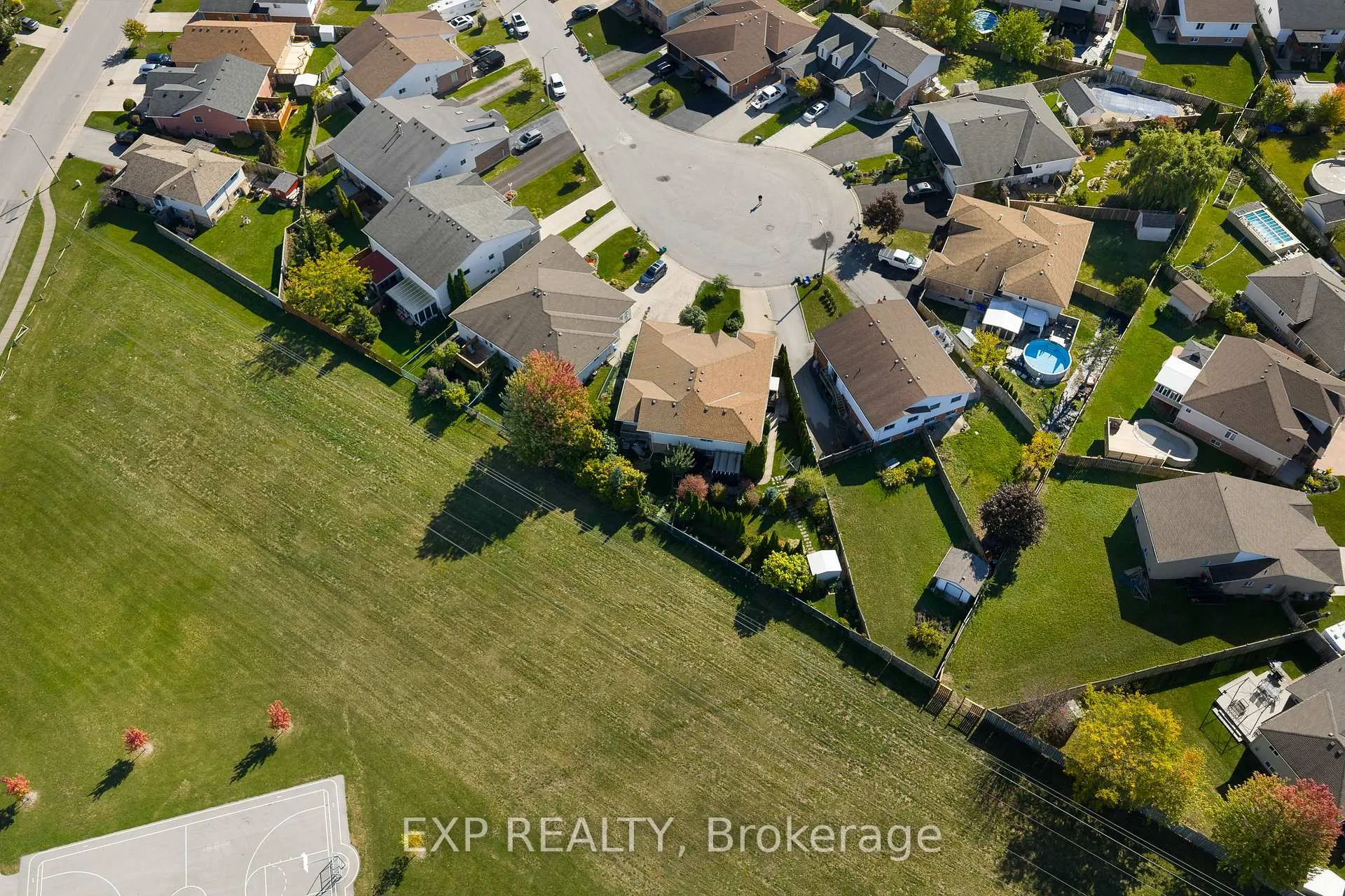 Photo 42 of 7799 Yvette Crescent, Niagara Falls, Ascot — HOMEH