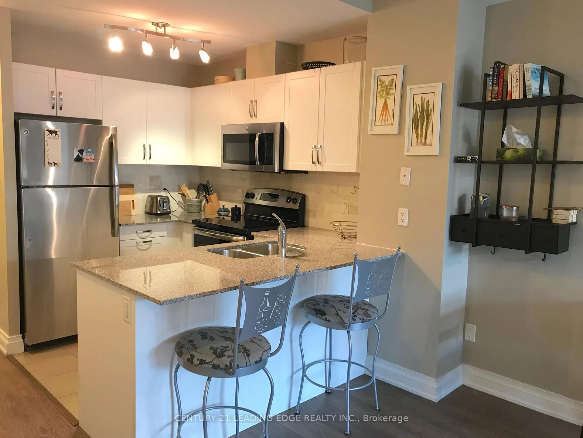 Photo 5 of Unit 308, 68 Main Street N, Markham, Old Markham Village — HOMEH