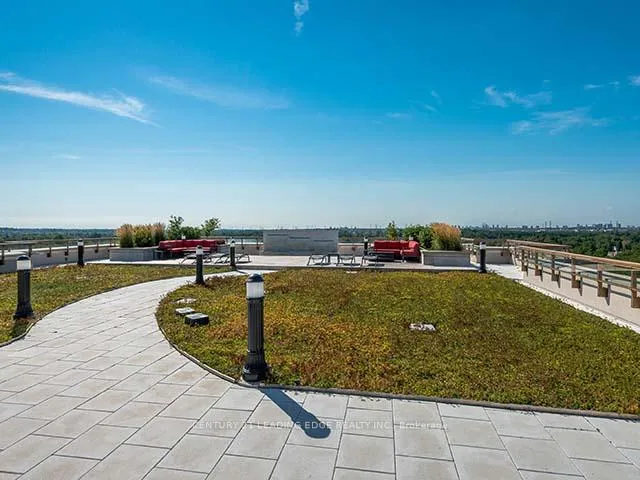 Photo 14 of Unit 308, 68 Main Street N, Markham, Old Markham Village — HOMEH