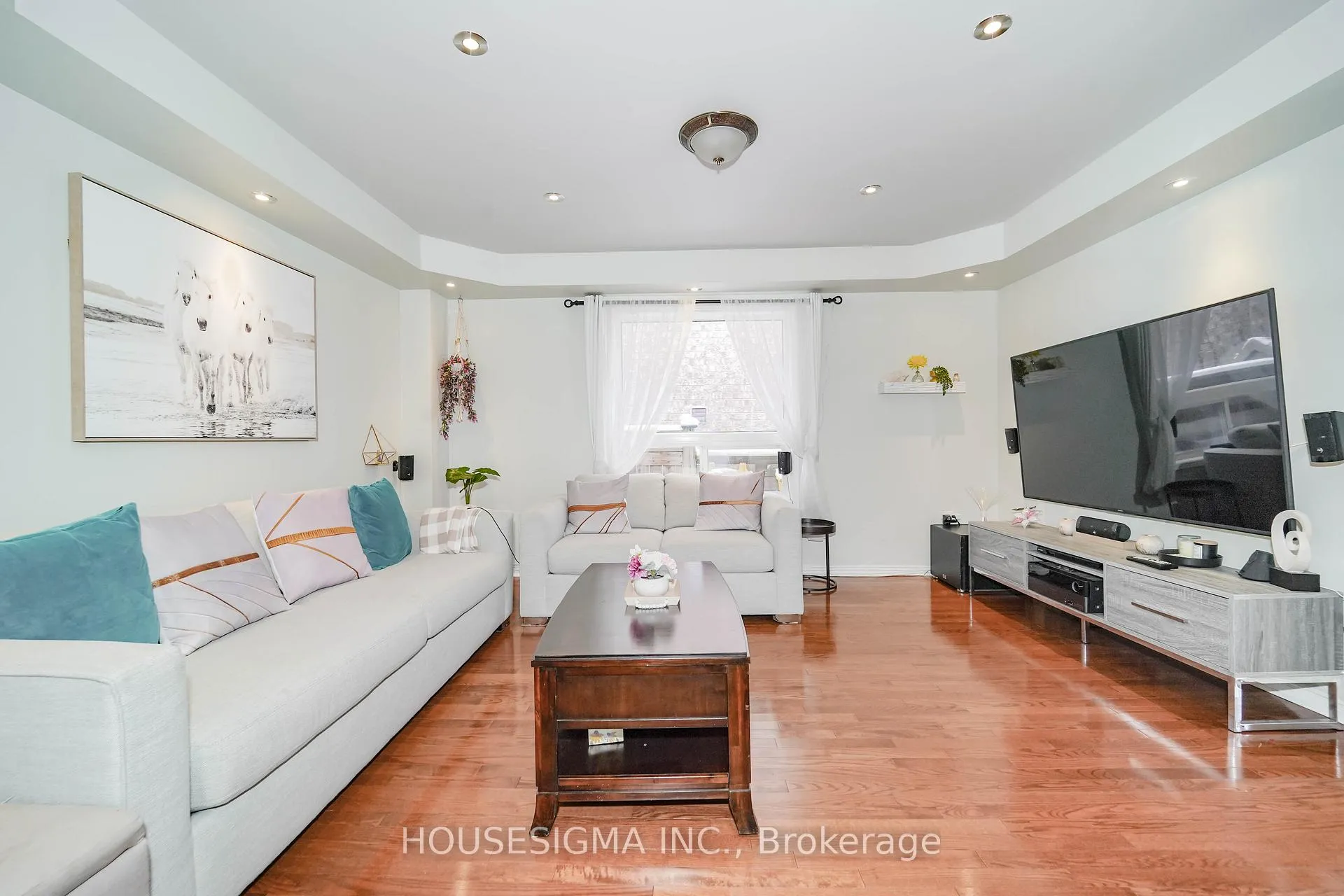Photo 6 of 49 Mount Pleasant Avenue, Whitby, Blue Grass Meadows — HOMEH