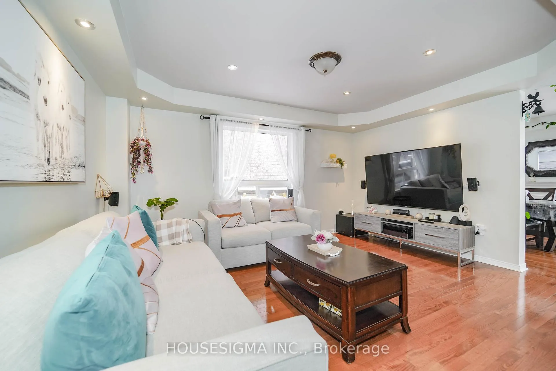 Photo 7 of 49 Mount Pleasant Avenue, Whitby, Blue Grass Meadows — HOMEH
