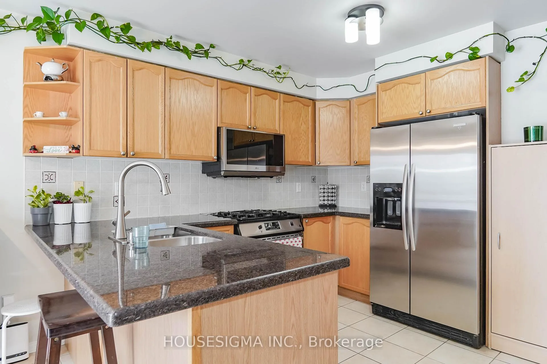 Photo 14 of 49 Mount Pleasant Avenue, Whitby, Blue Grass Meadows — HOMEH