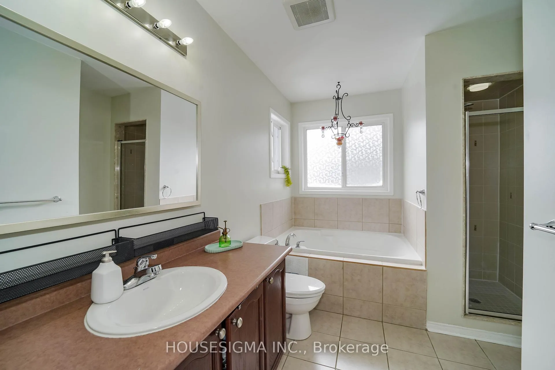 Photo 26 of 49 Mount Pleasant Avenue, Whitby, Blue Grass Meadows — HOMEH