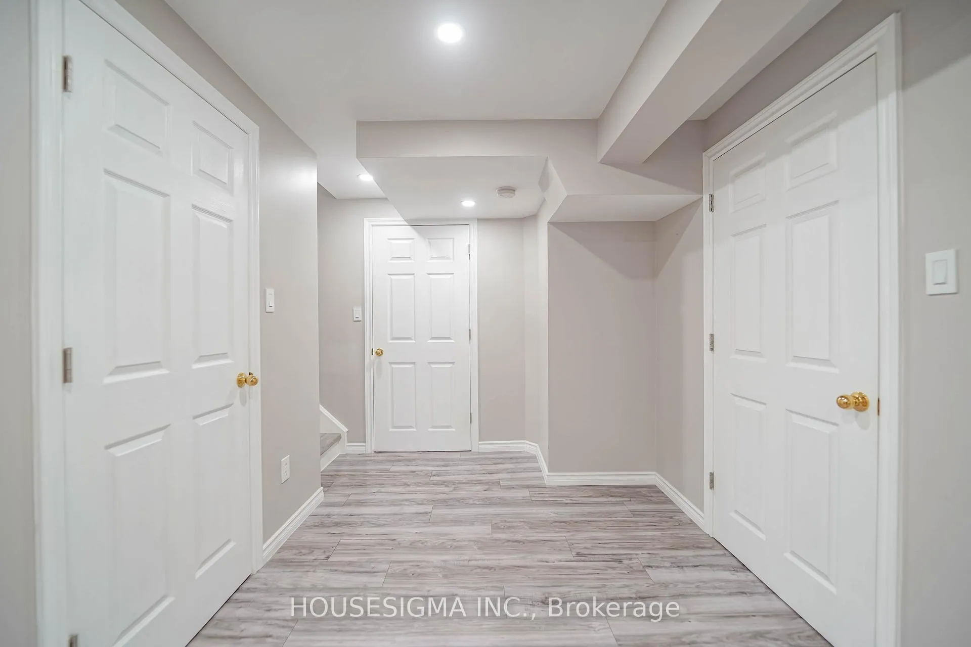 Photo 32 of 49 Mount Pleasant Avenue, Whitby, Blue Grass Meadows — HOMEH