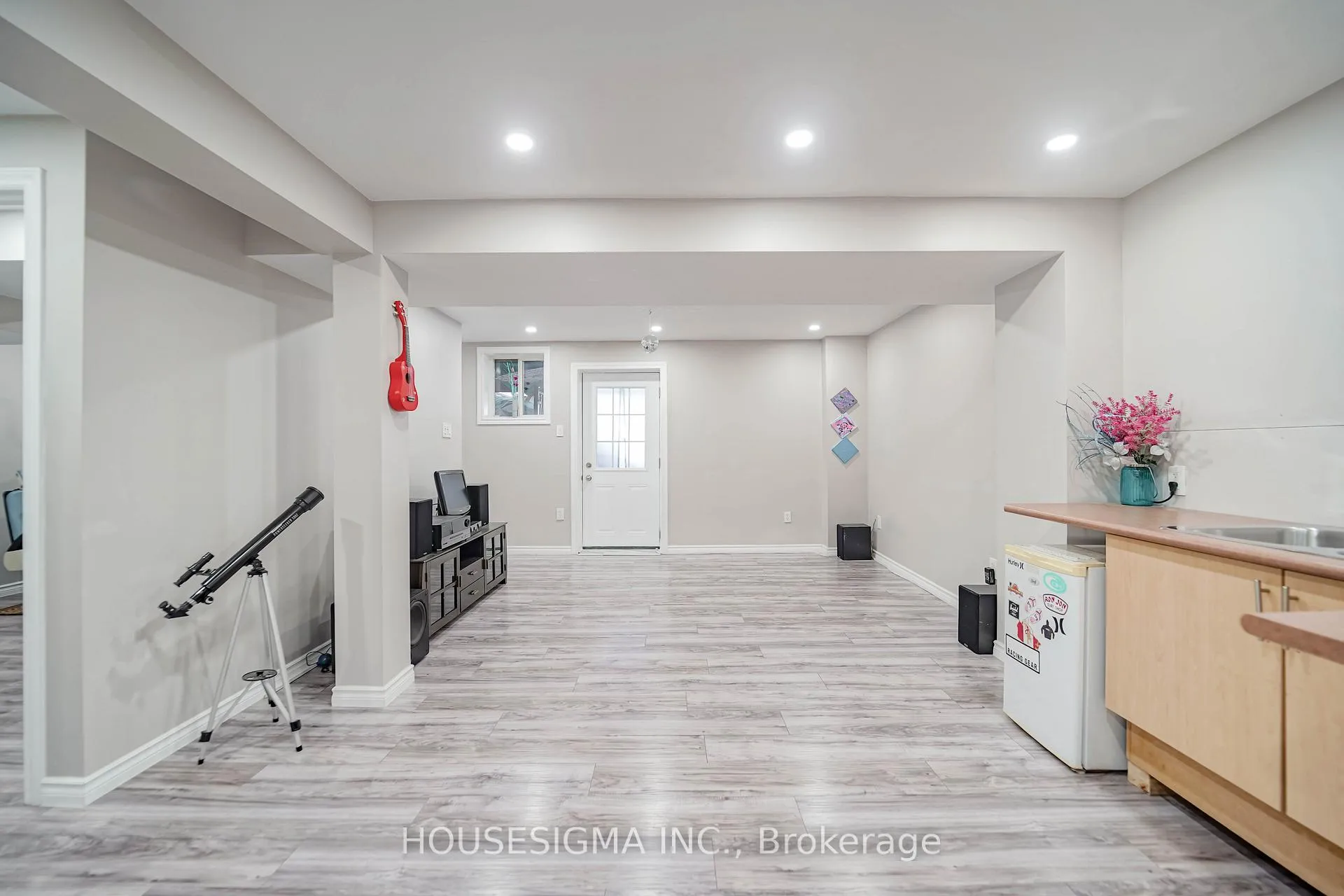 Photo 33 of 49 Mount Pleasant Avenue, Whitby, Blue Grass Meadows — HOMEH
