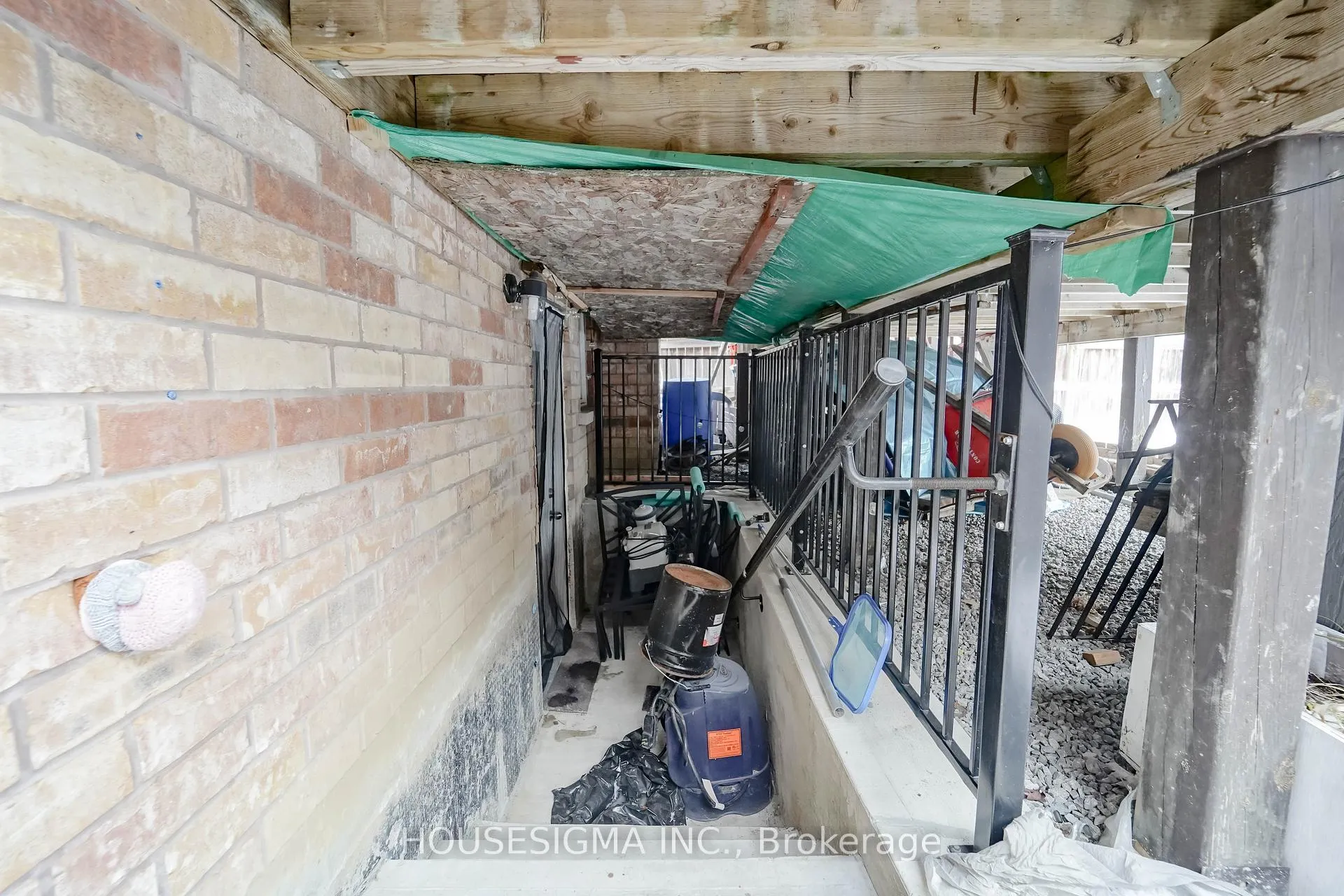 Photo 48 of 49 Mount Pleasant Avenue, Whitby, Blue Grass Meadows — HOMEH