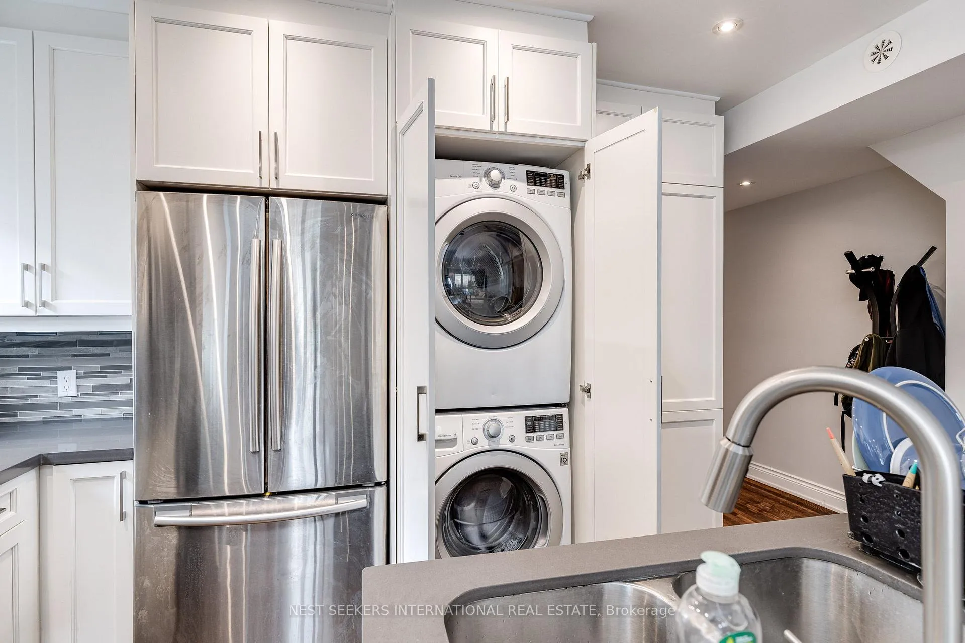 Photo 9 of Unit 2, 963 Avenue Road, Toronto, Yonge-Eglinton — HOMEH
