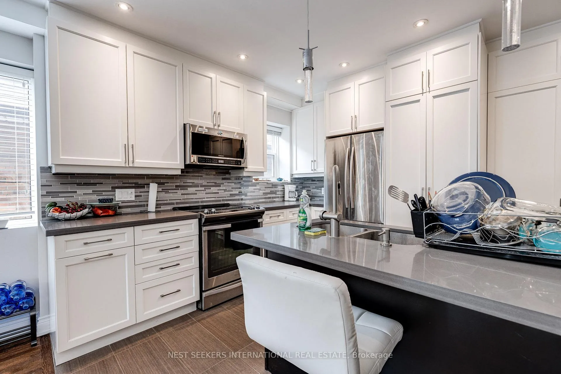 Photo 11 of Unit 2, 963 Avenue Road, Toronto, Yonge-Eglinton — HOMEH