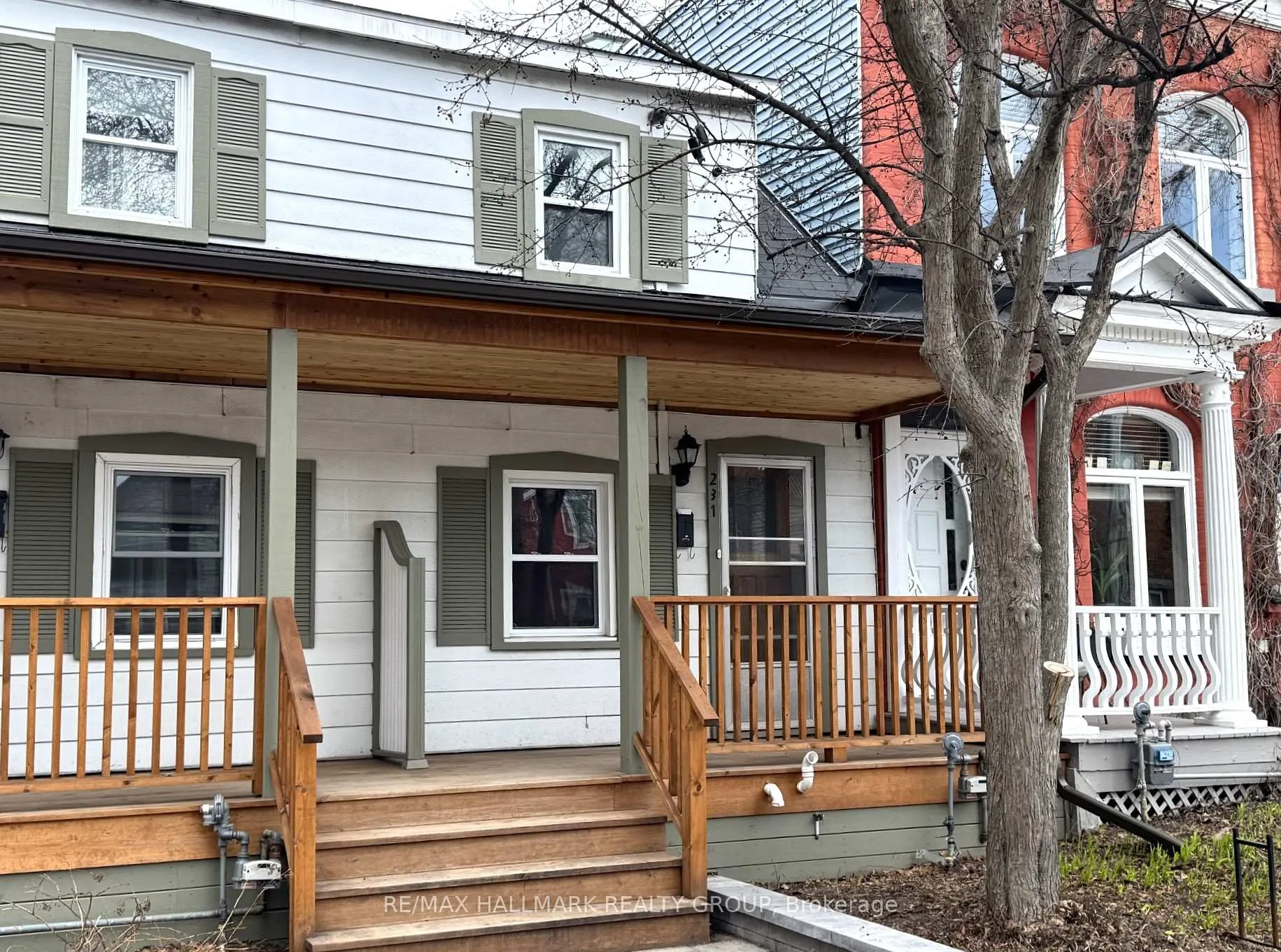 Front of 231 St Andrew Street