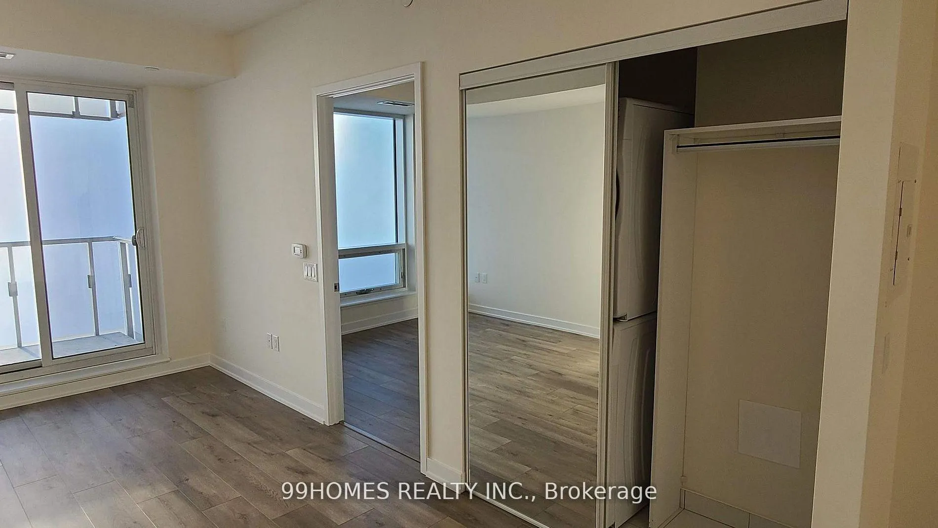 Photo 16 of Unit 5003, 28 Freeland Street, Toronto, Waterfront Communities — HOMEH