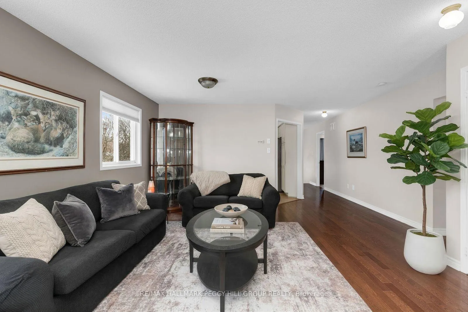 Photo 2 of 114 Mapleton Avenue, Barrie, Holly — HOMEH
