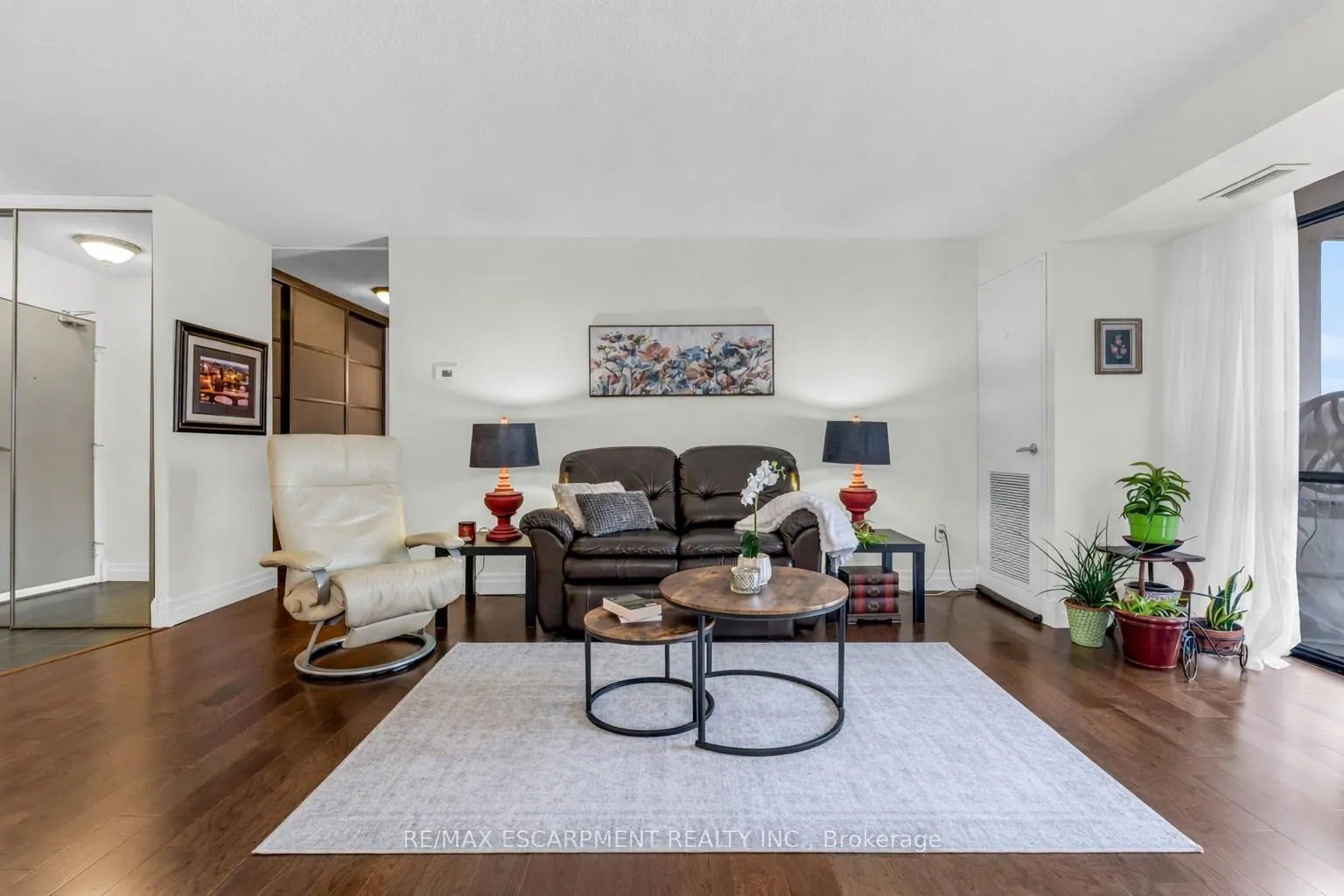 Photo 7 of Unit 214, 500 Green Road, Hamilton, Lakeshore — HOMEH