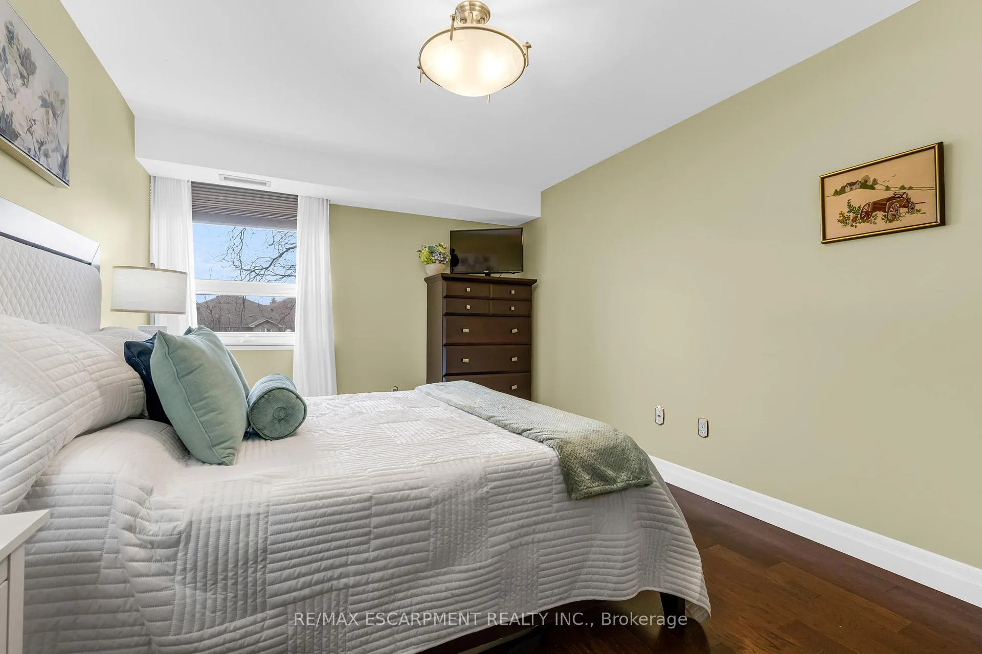 Photo 21 of Unit 214, 500 Green Road, Hamilton, Lakeshore — HOMEH