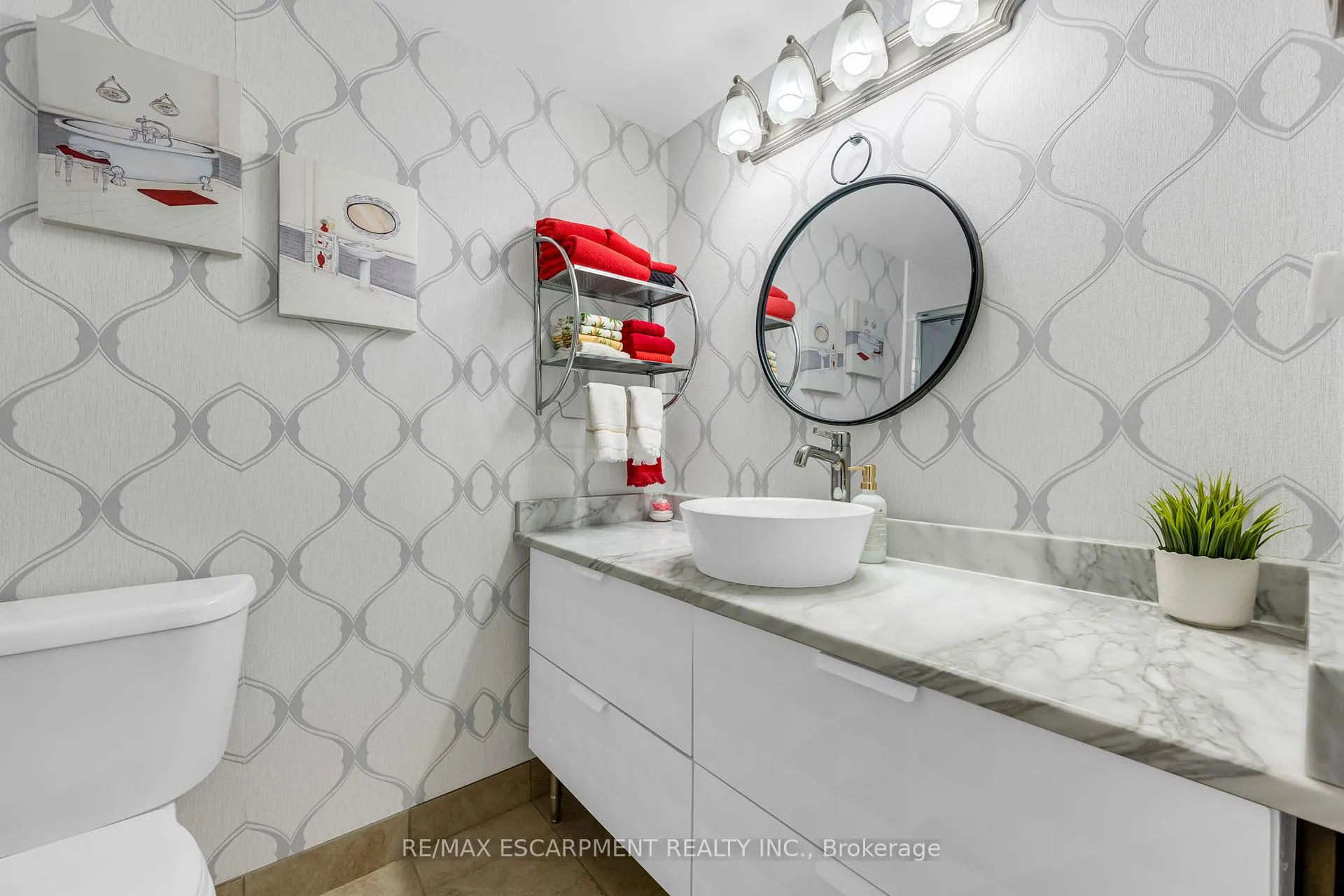 Photo 31 of Unit 214, 500 Green Road, Hamilton, Lakeshore — HOMEH