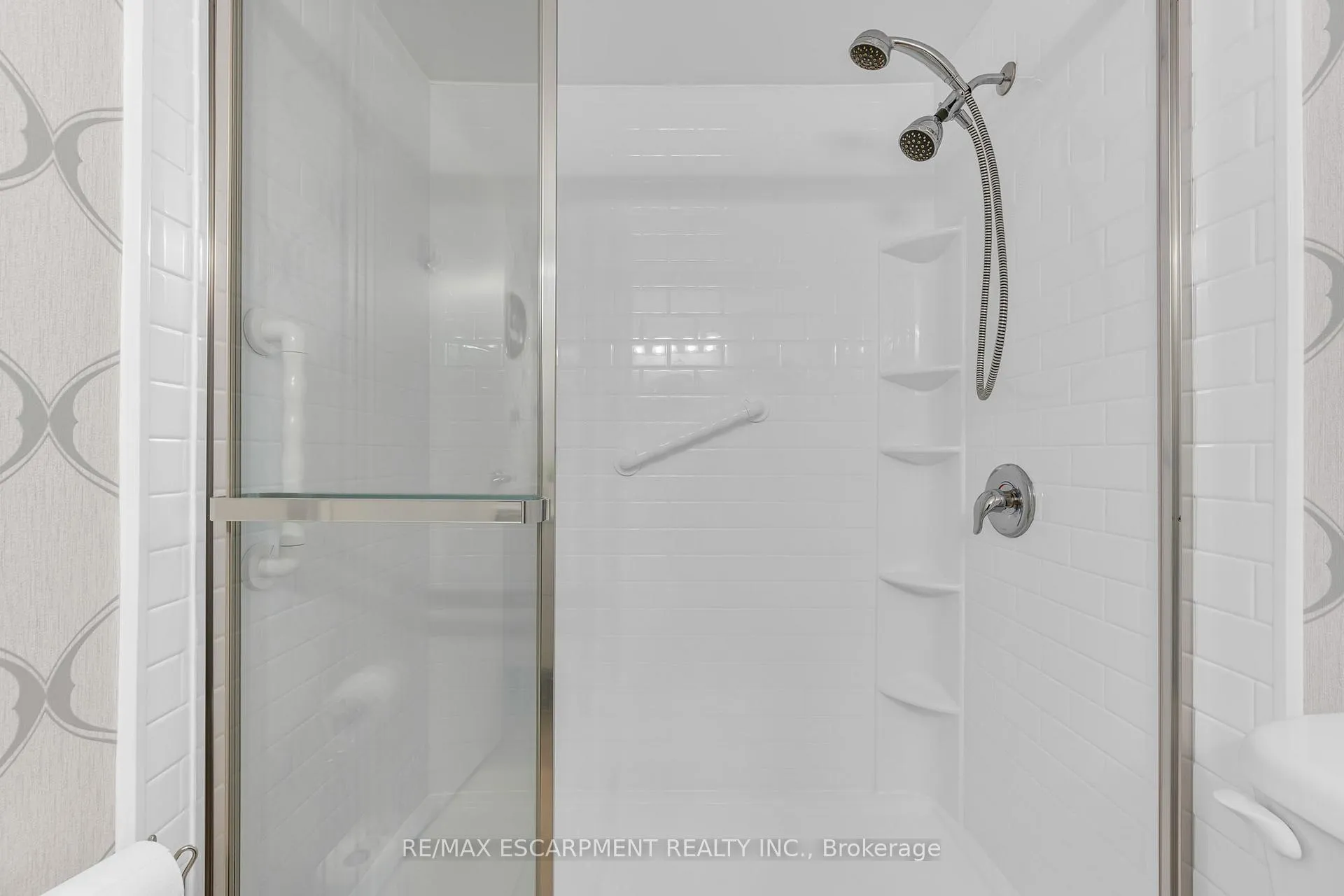 Photo 32 of Unit 214, 500 Green Road, Hamilton, Lakeshore — HOMEH