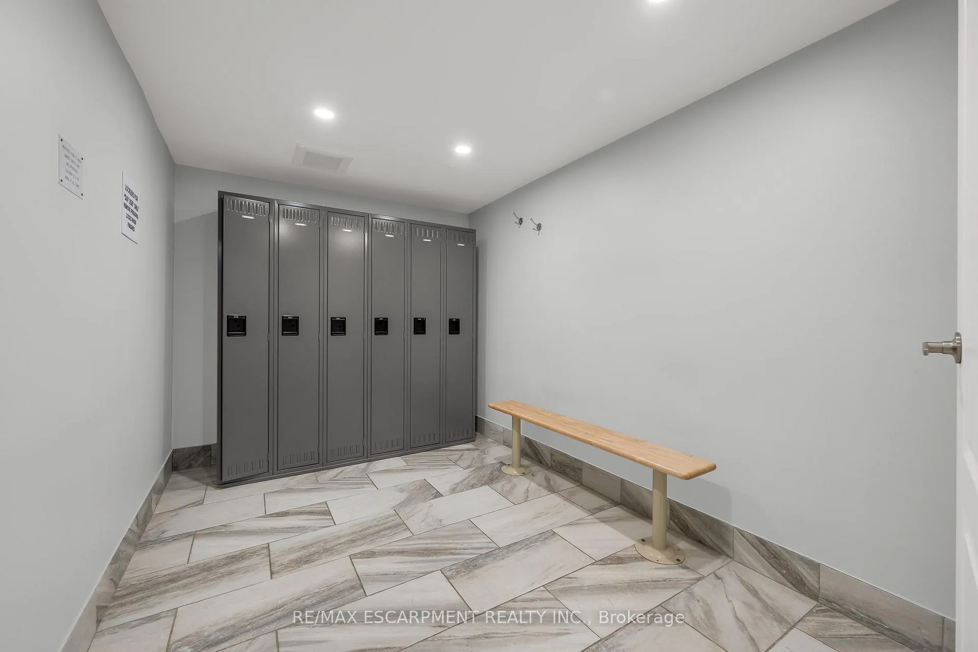 Photo 41 of Unit 214, 500 Green Road, Hamilton, Lakeshore — HOMEH