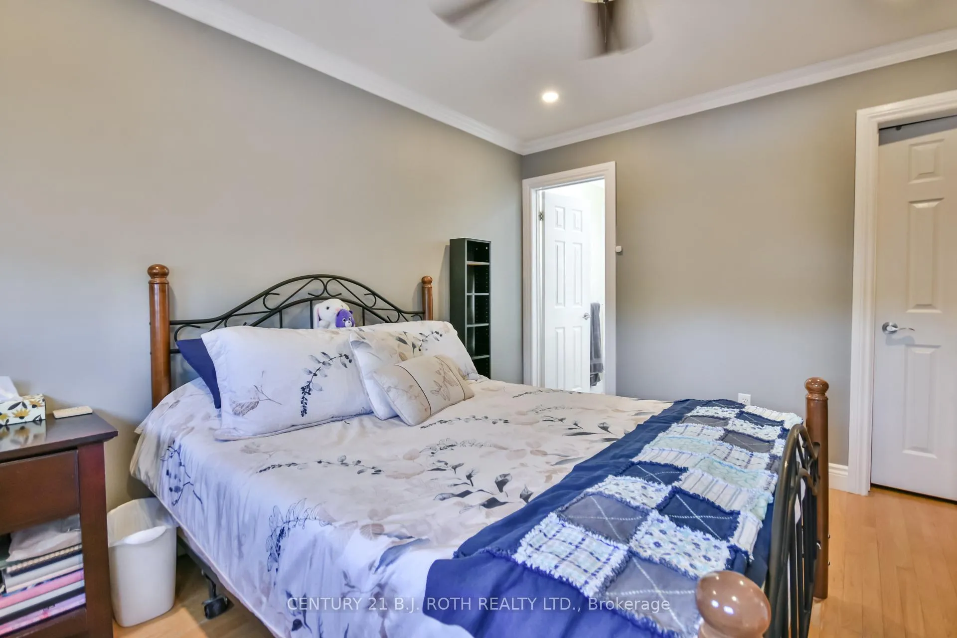 Photo 19 of 1327 Vincent Crescent, Innisfil, Alcona — HOMEH