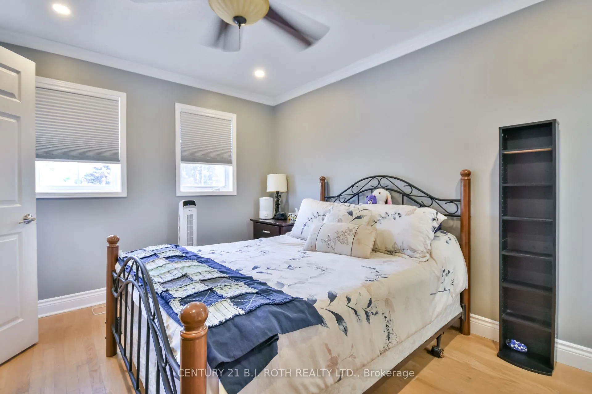Photo 20 of 1327 Vincent Crescent, Innisfil, Alcona — HOMEH