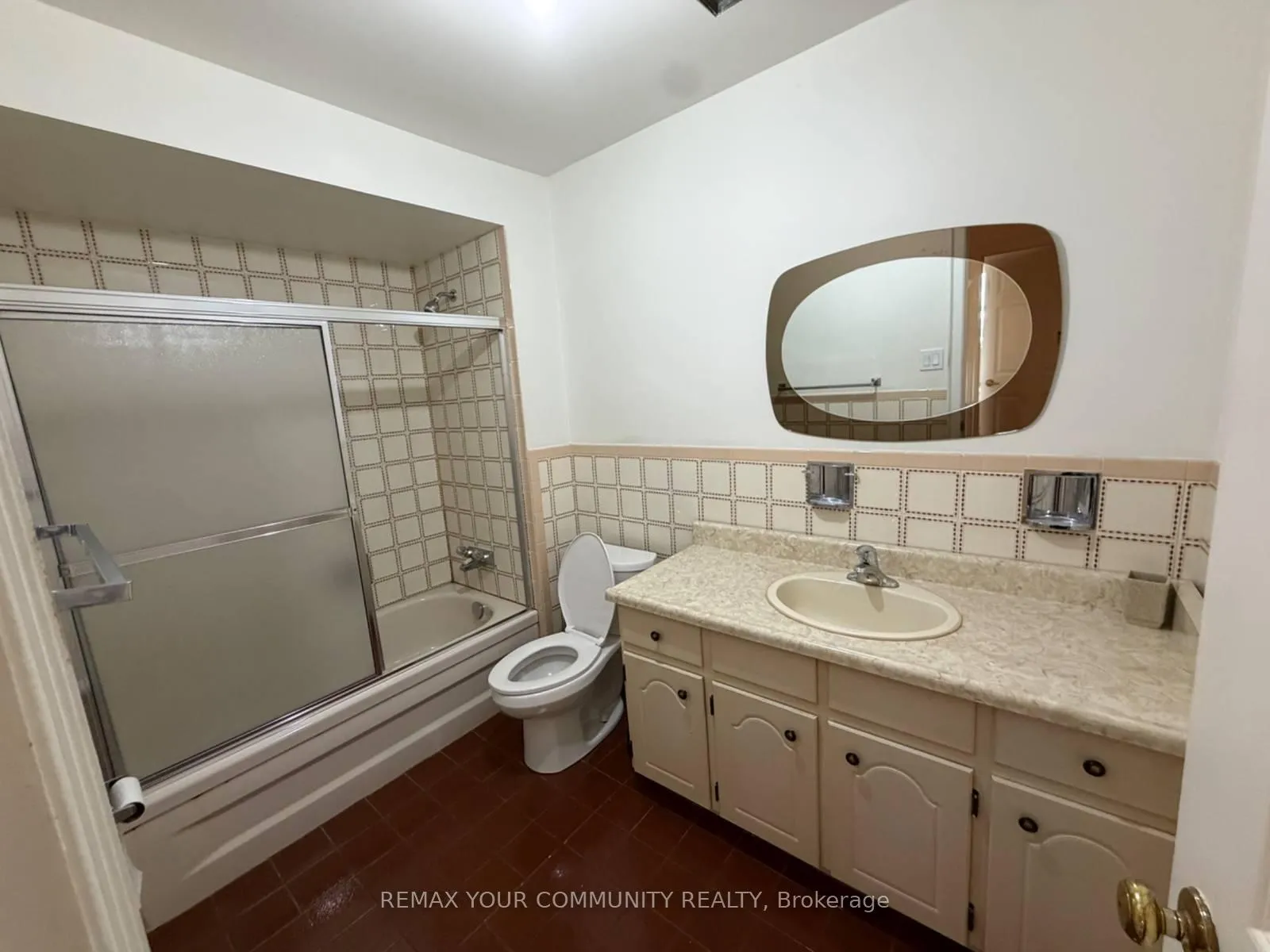 Photo 11 of 12 Stocco Court, Vaughan, West Woodbridge — HOMEH