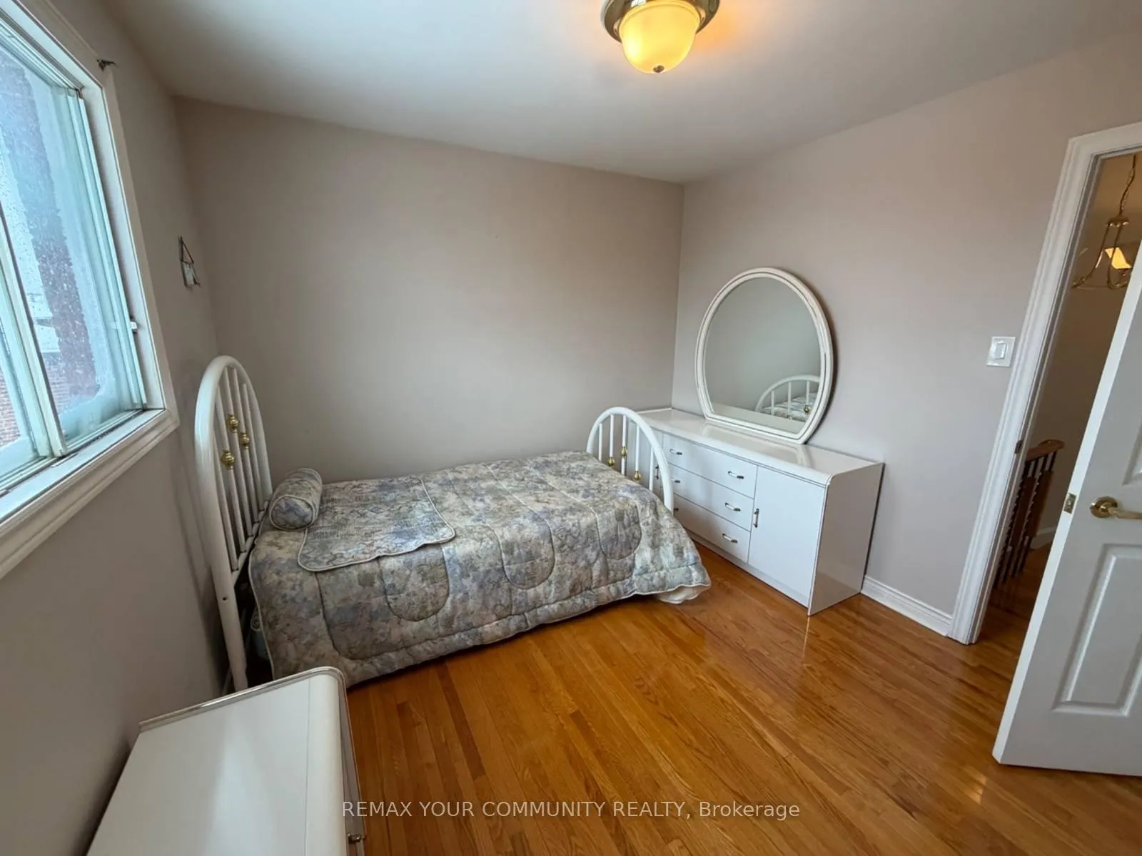 Photo 16 of 12 Stocco Court, Vaughan, West Woodbridge — HOMEH