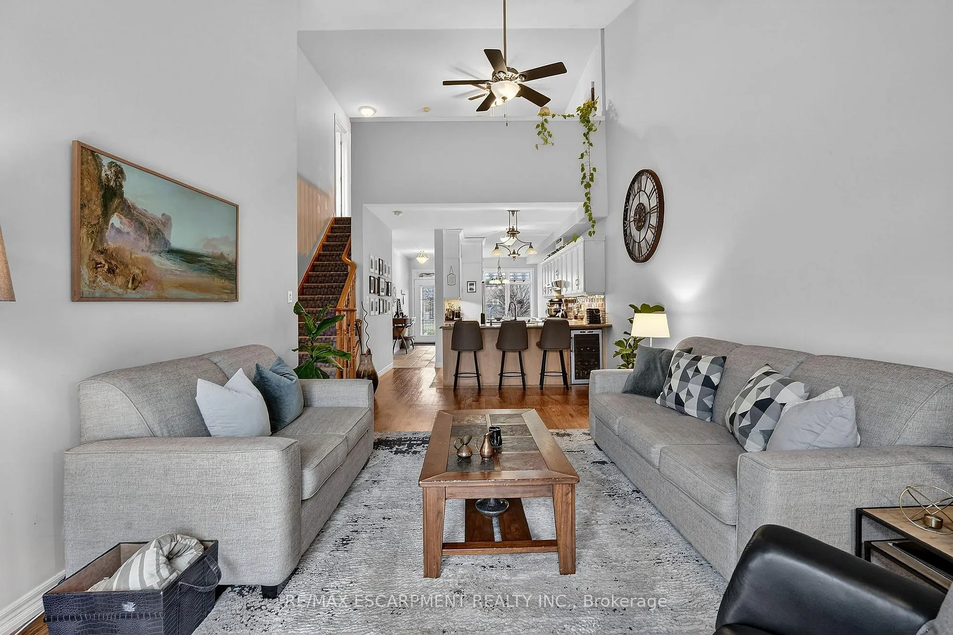 Photo 5 of 6 Conrad Place, Grimsby, Grimsby Beach — HOMEH