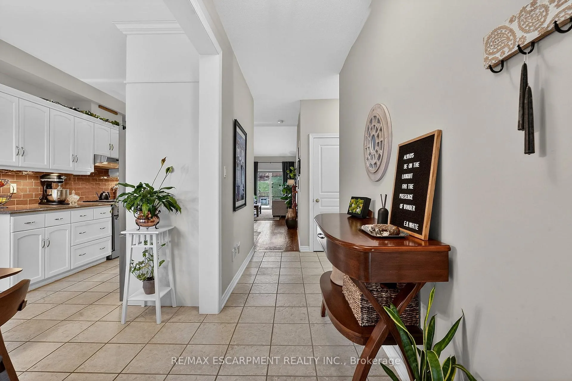 Photo 17 of 6 Conrad Place, Grimsby, Grimsby Beach — HOMEH