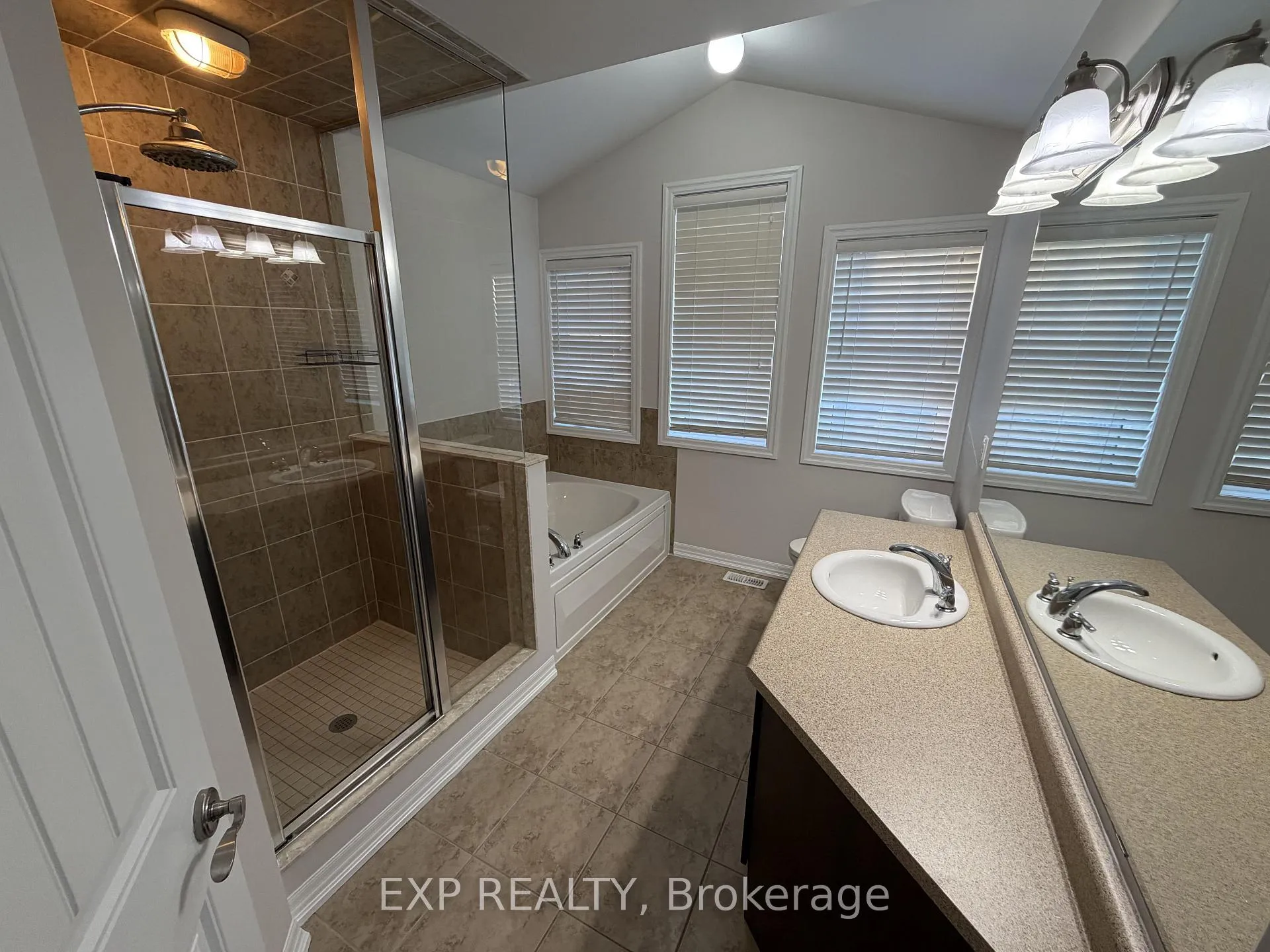 Photo 7 of 30 Whitmer Street, Milton, Scott — HOMEH