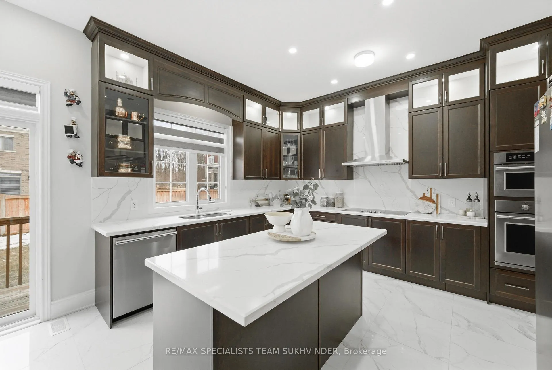 Photo 8 of 73 Arthur Griffin Crescent, Caledon, Caledon East — HOMEH