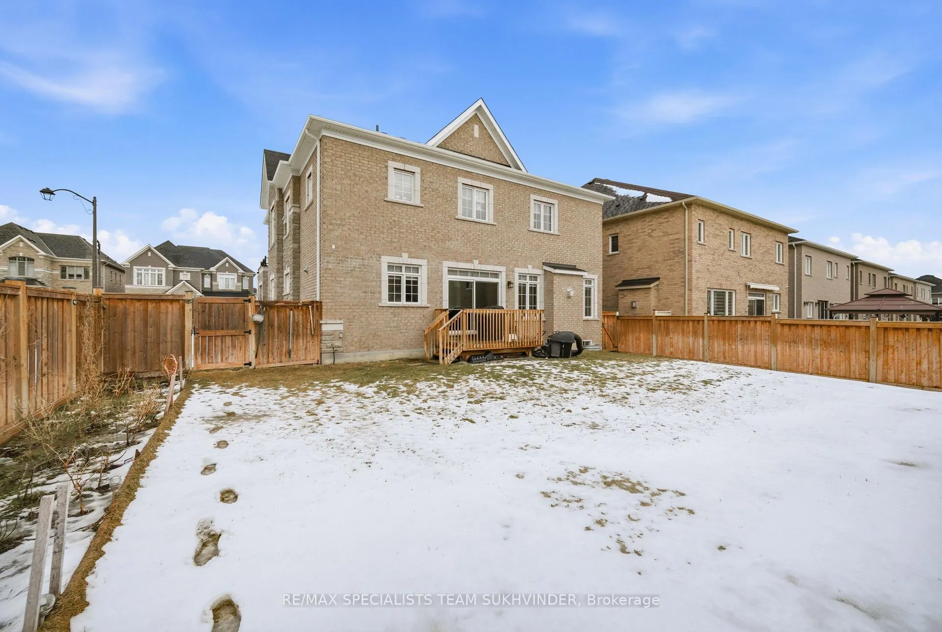 Photo 25 of 73 Arthur Griffin Crescent, Caledon, Caledon East — HOMEH