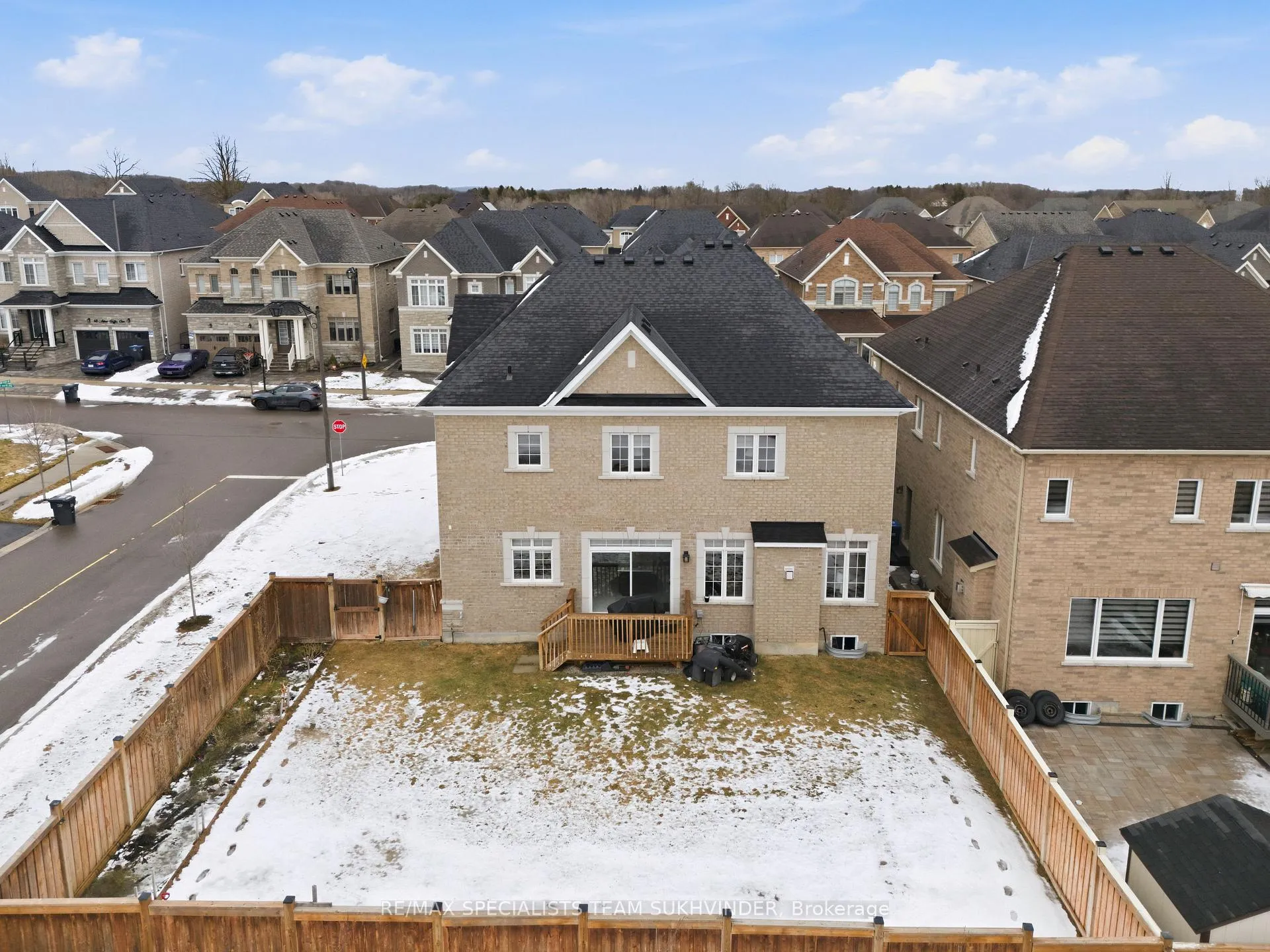 Photo 28 of 73 Arthur Griffin Crescent, Caledon, Caledon East — HOMEH