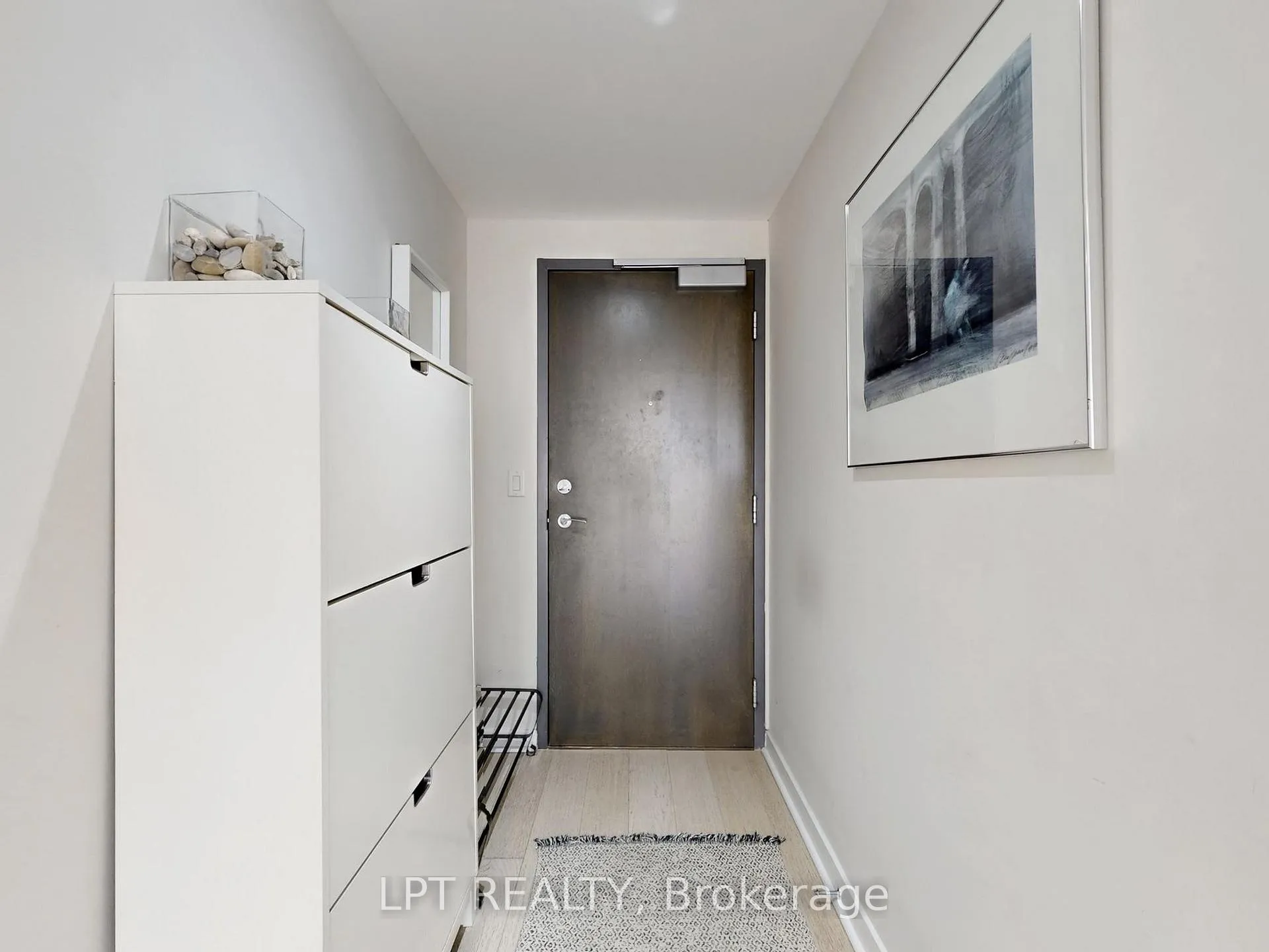 Photo 26 of Unit 403, 281 Mutual Street, Toronto, Church-Yonge Corridor — HOMEH